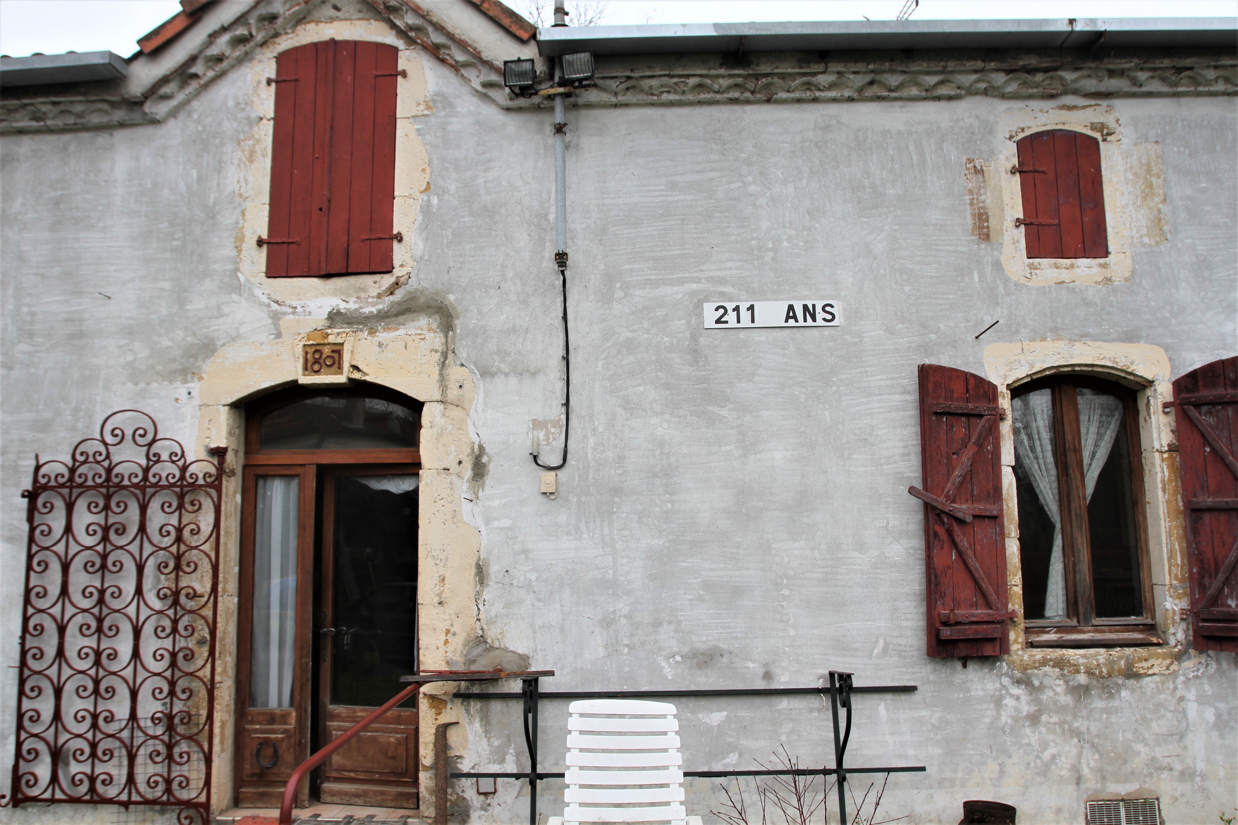 A Tarsac, maison de Roland Larrieux.JPG