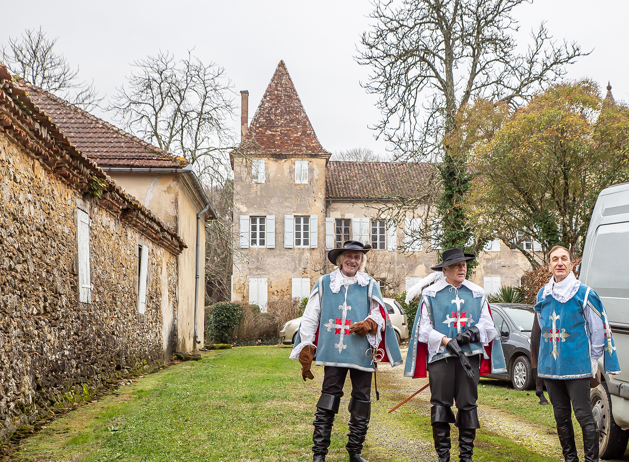 1 Les mousquetaires gardent le château 1bis 070119.jpg