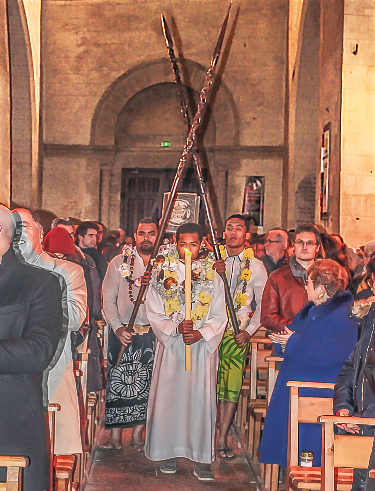 2DR 4 messe de noël avec les Wallisiens 1bis 241218 copie.jpg
