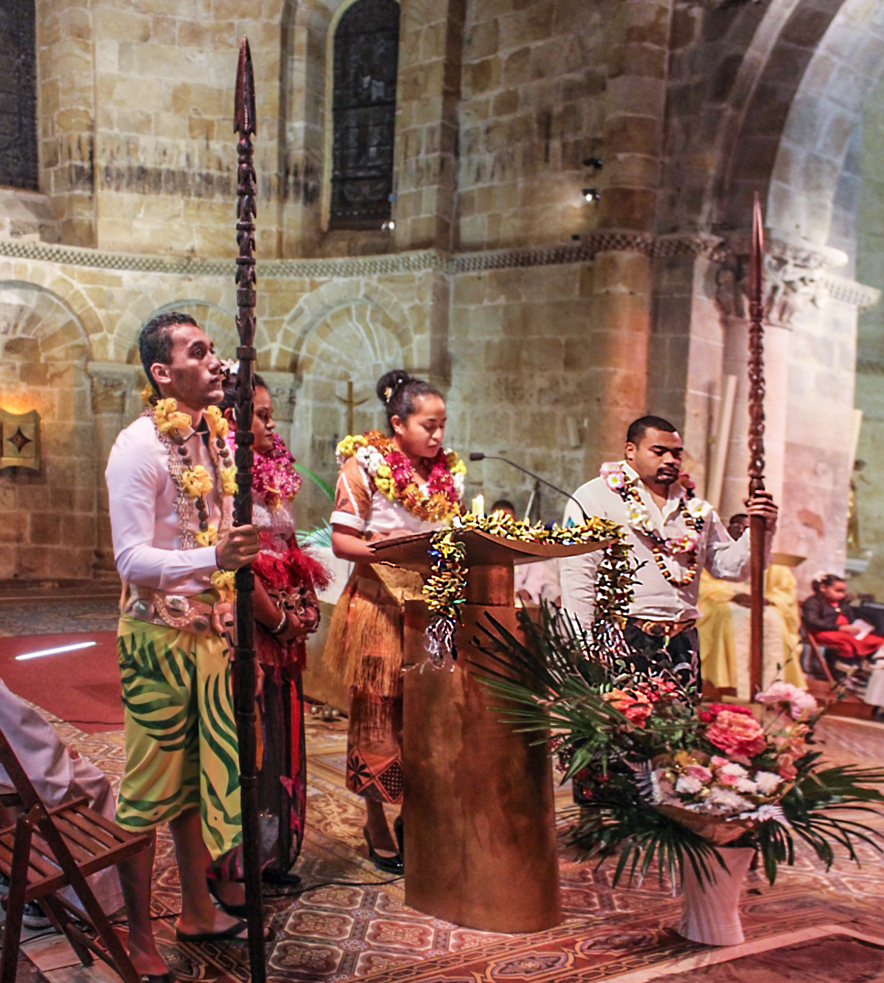 2DR 7 messe de noël avec les Wallisiens 1bis 241218 copie.jpg