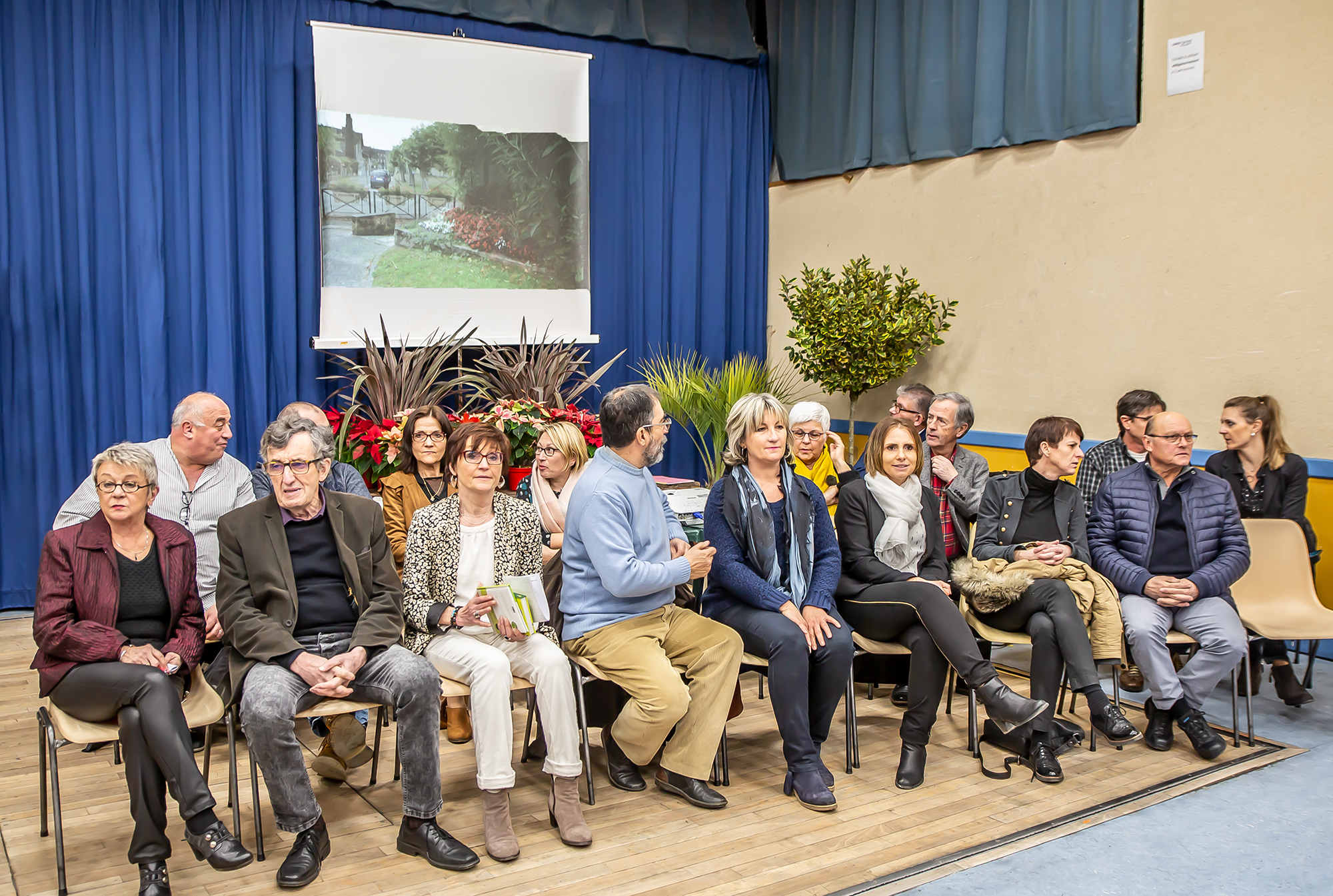 1 Le conseil municipal de Nogaro 1bis 110119.jpg
