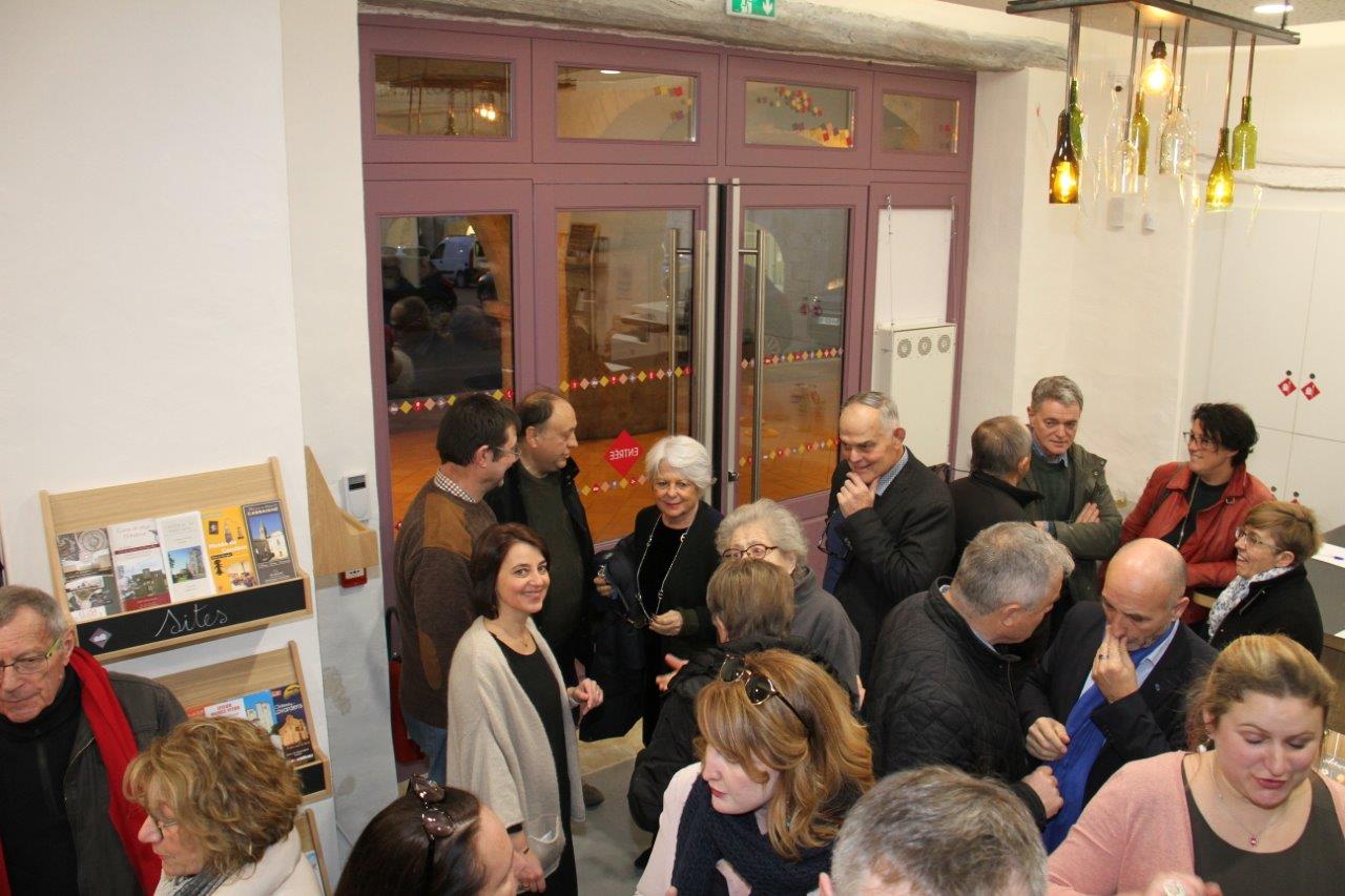 IMG_4970 accueil des invités à l’OT de Montréal.jpg