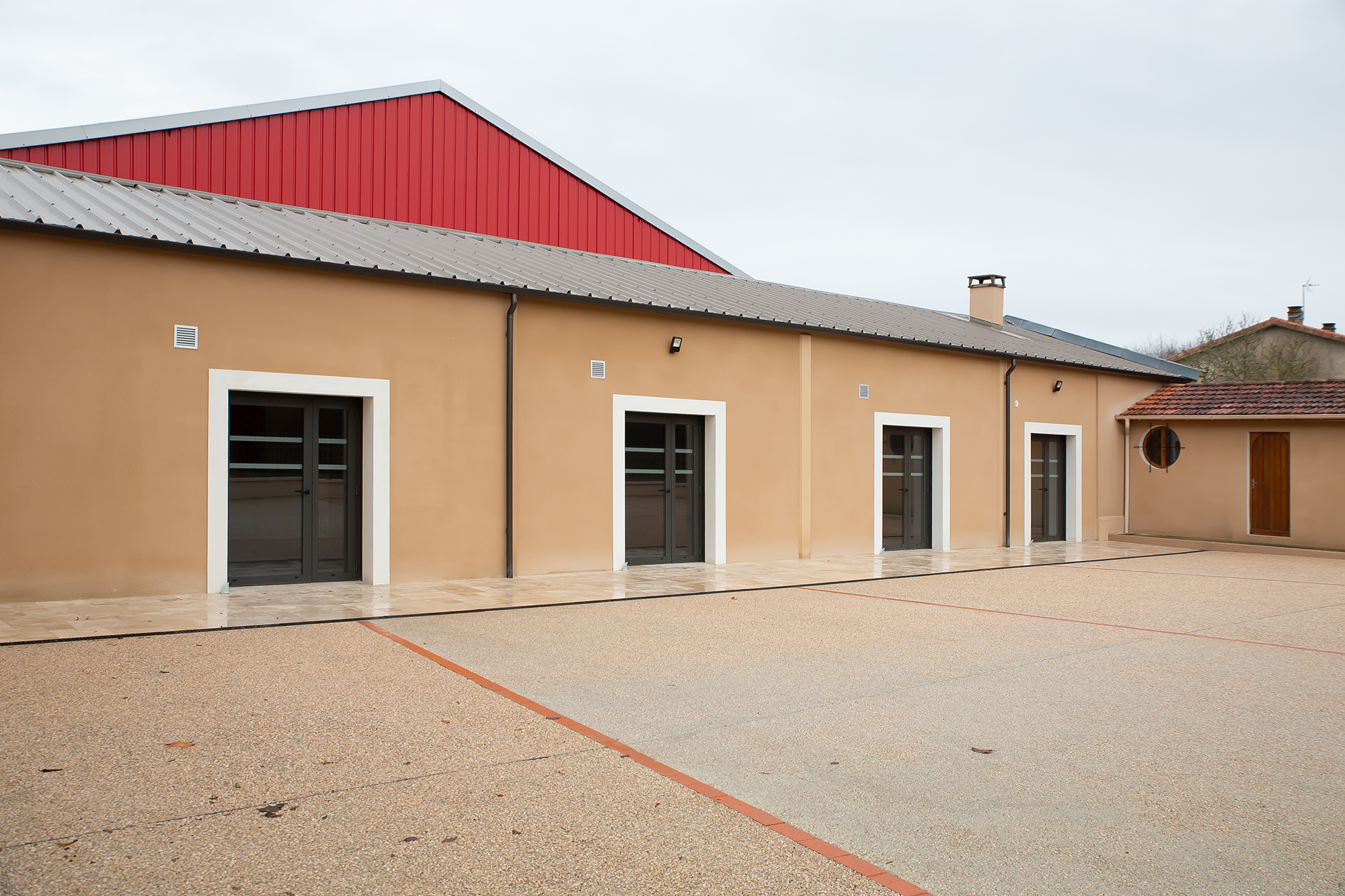 4 Extérieur de la salle des associations 1bis 260119.jpg
