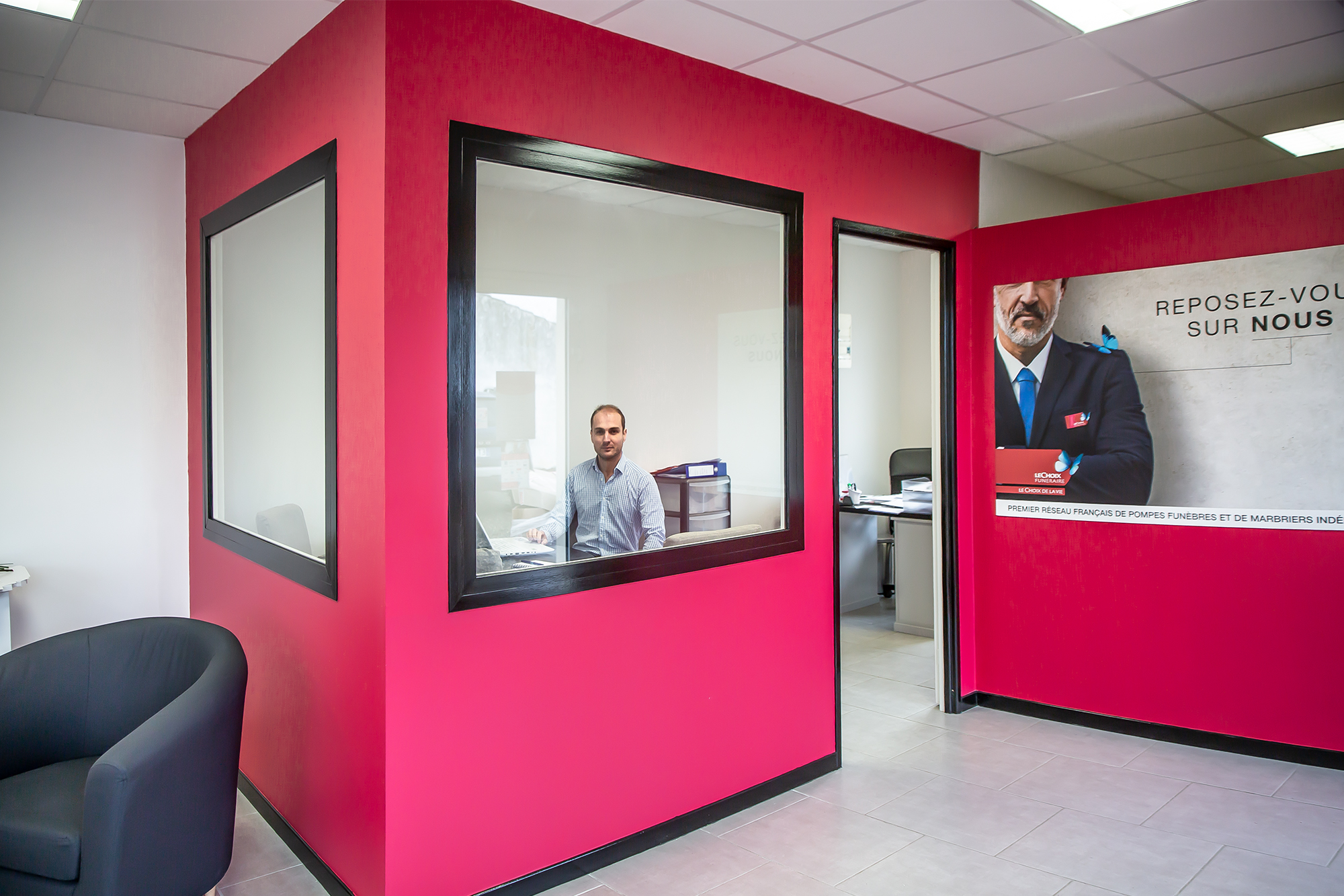 00 Grégoire dans son bureau 1bis 290119.jpg
