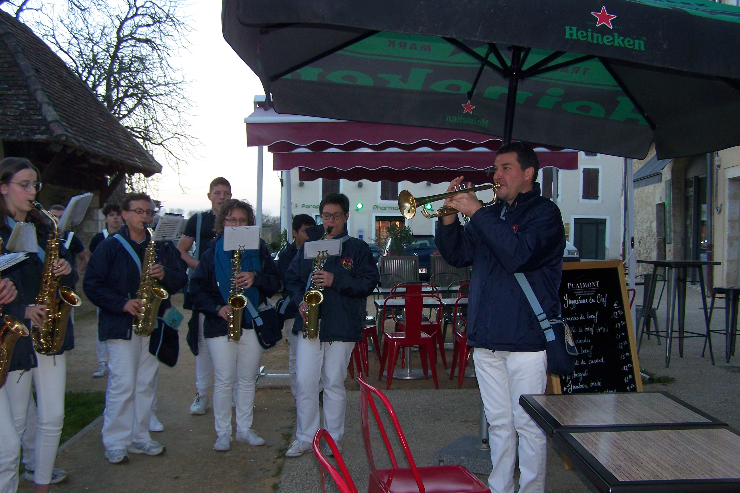 Aspec pompiers St Clar et jumelage bandas 011.JPG