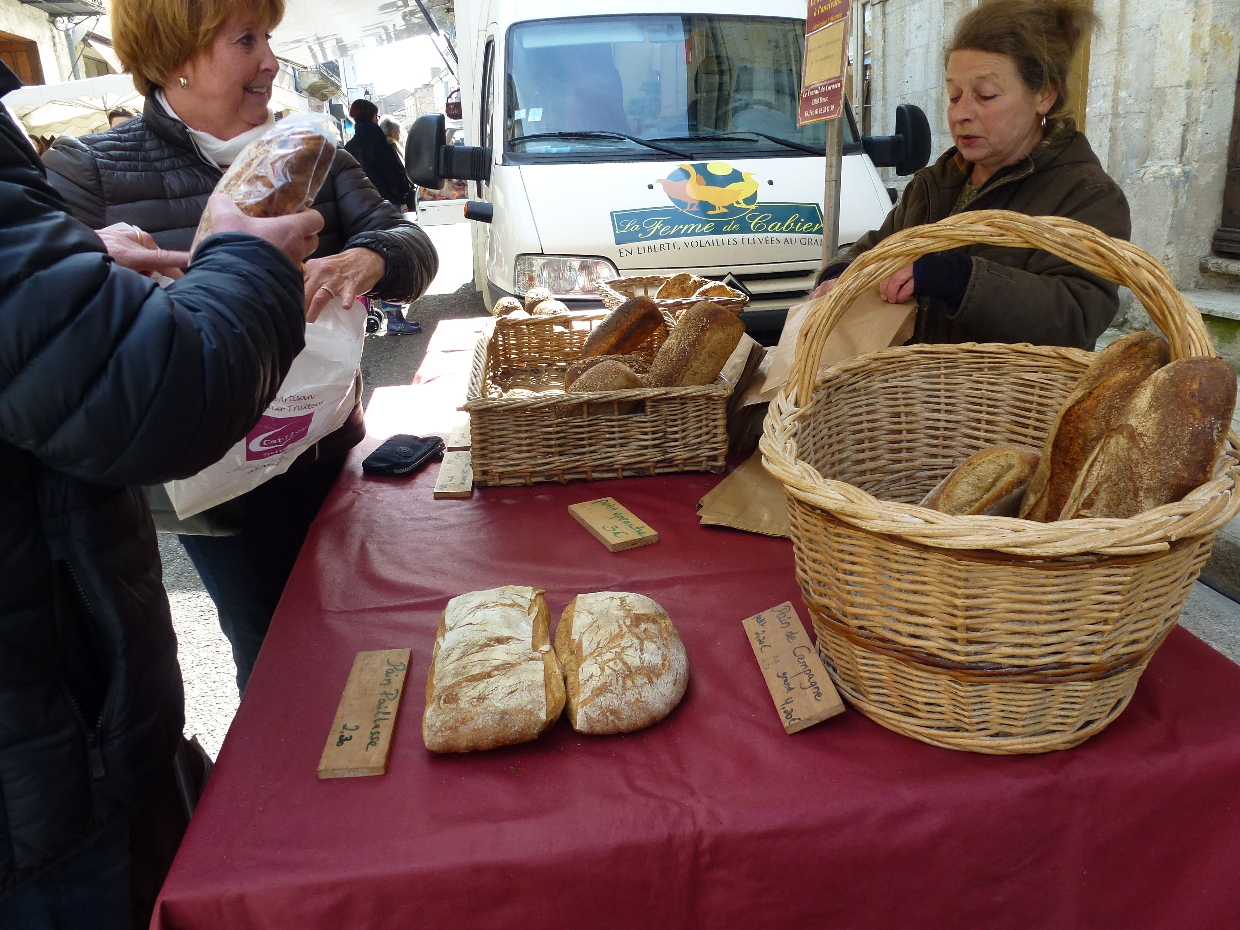 Marché Lectoure P1010195-min.JPG