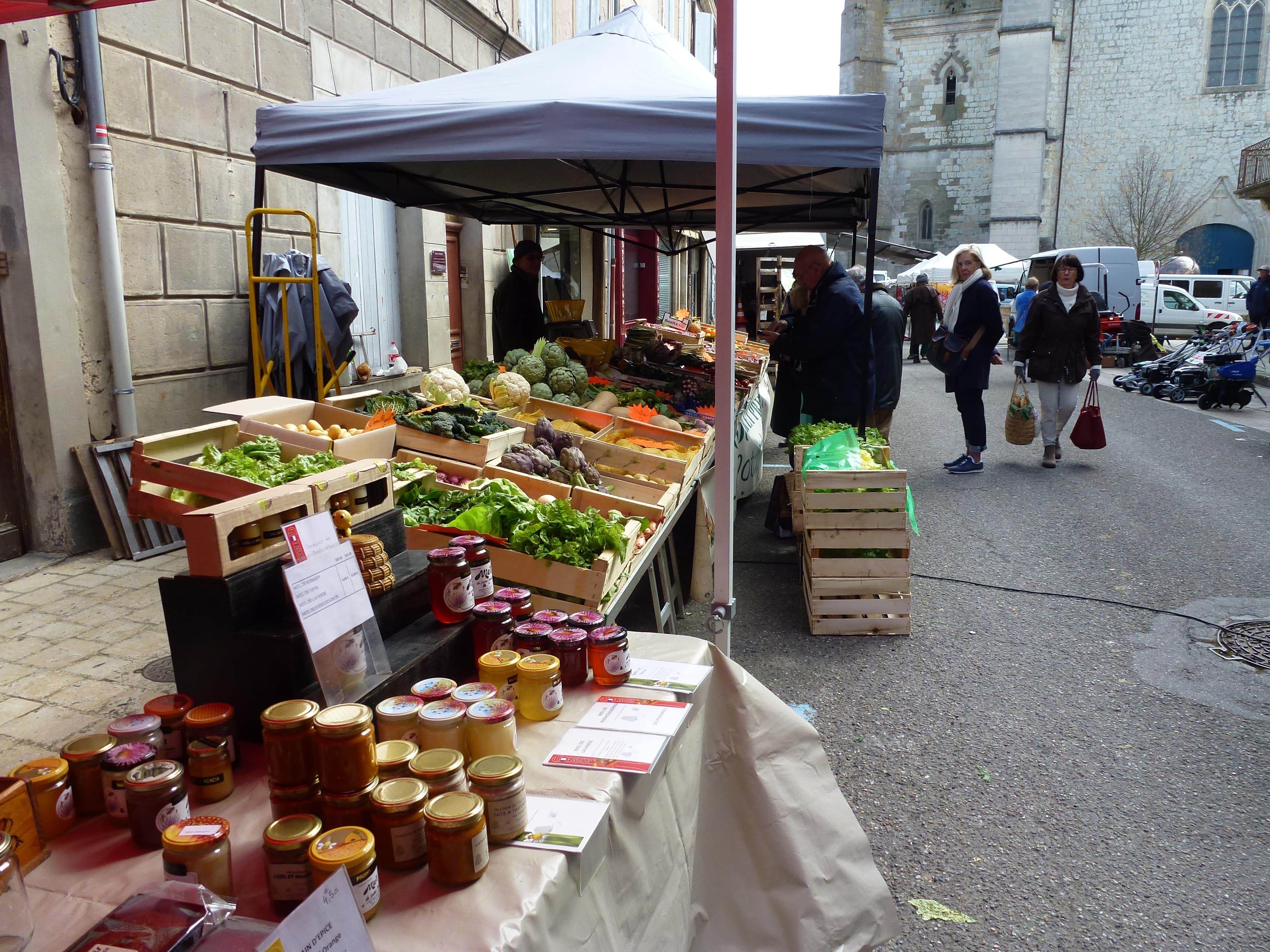 Marché Lectoure P1010207-min.JPG