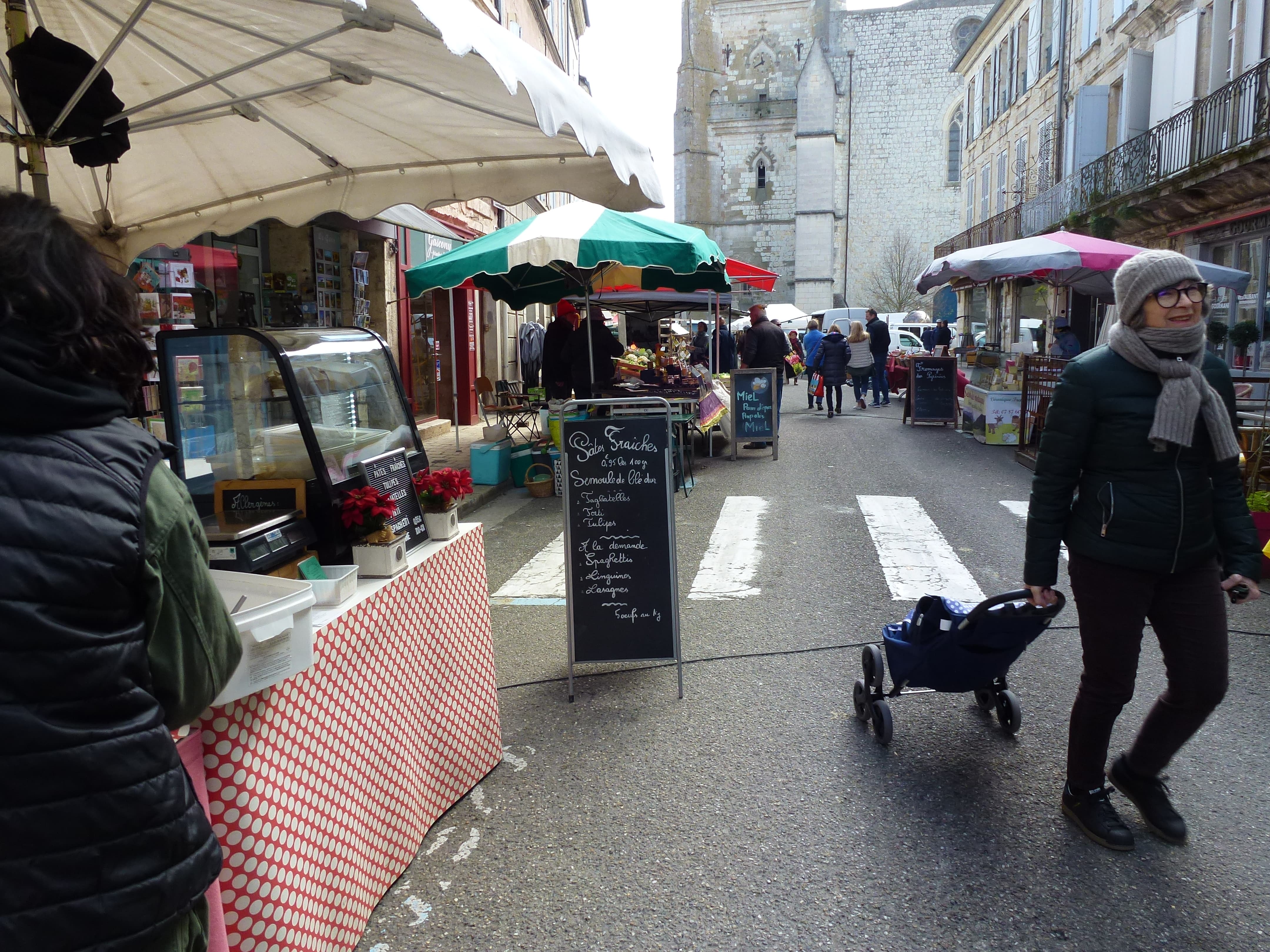 Marché Lectoure P1010205-min.JPG