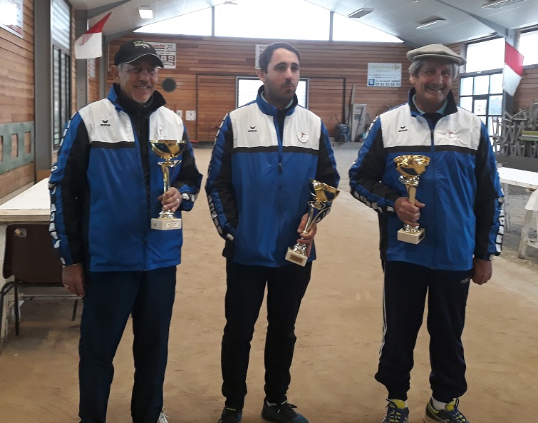 petanque triplette finalistes.jpg