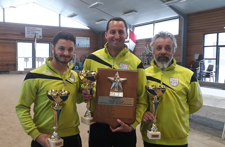 petanque triplettes vainqueurs.jpg