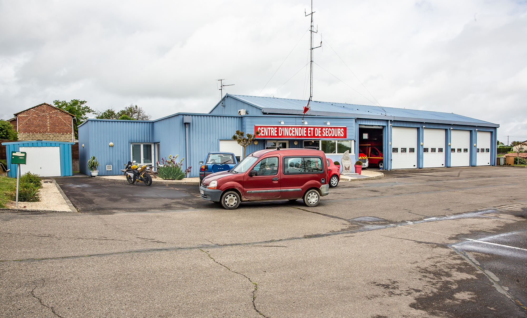 5 Le Centre de l'extérieur 1bis 270419.jpg