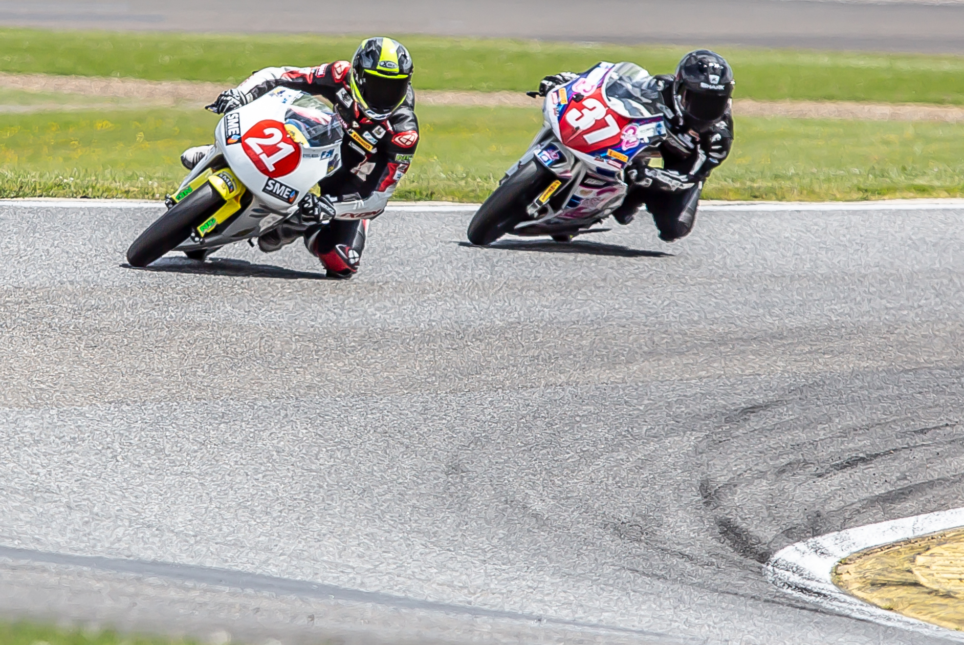 1 Pré-Moto3 Vincent Falcone Line Vieillard Course 2 1bis 050519.jpg