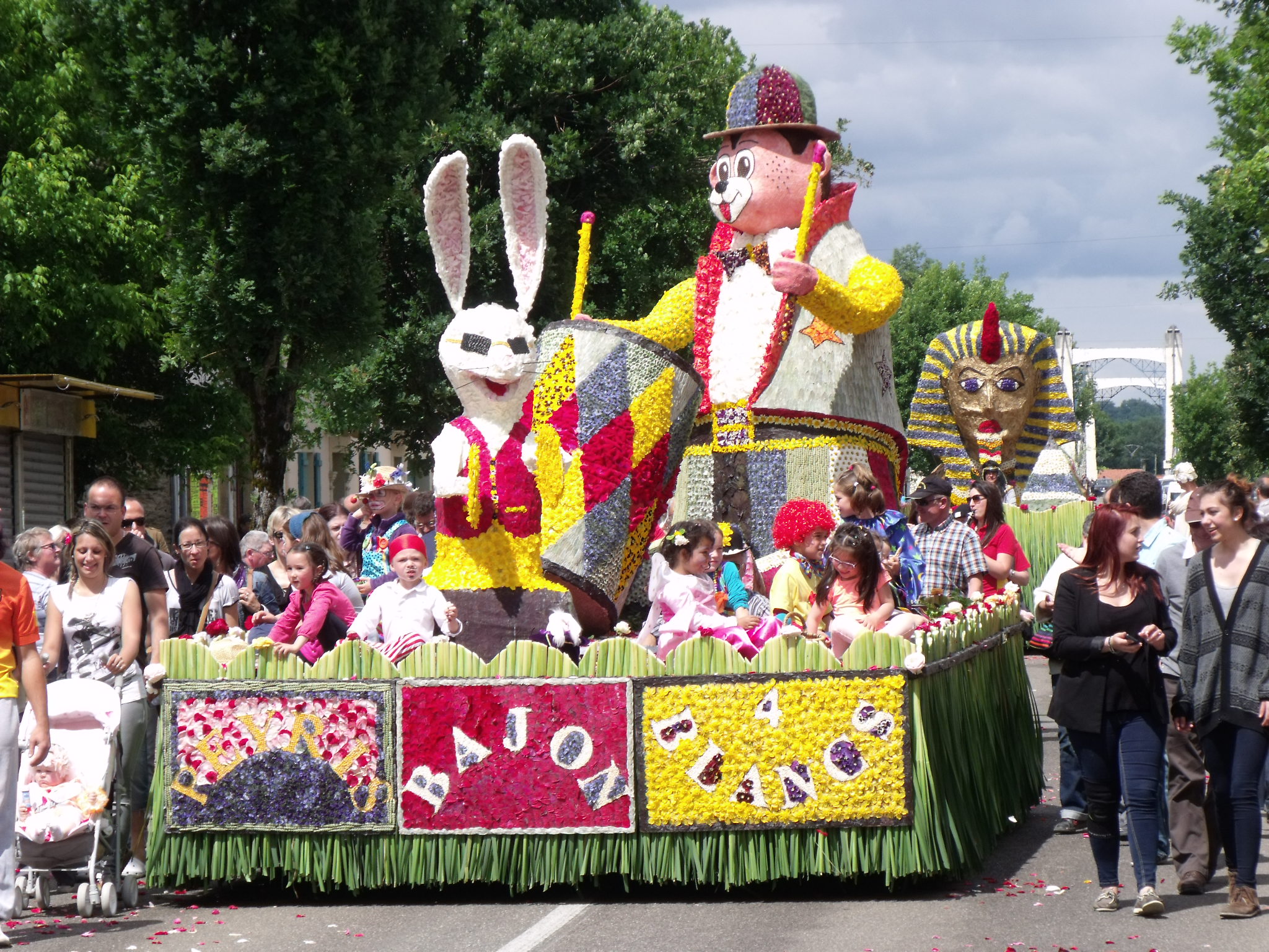 RISCLE Fête des fleurs 2014 010.jpg