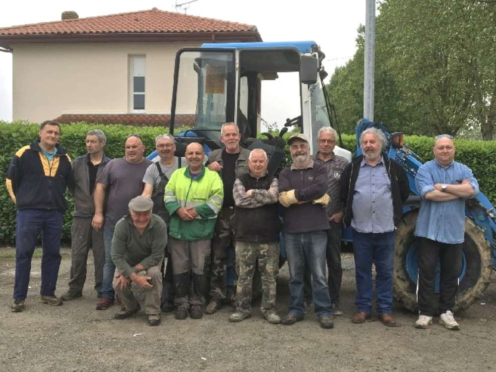 CHAPITEAU DEMONTAGE.jpg