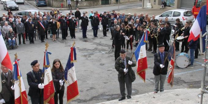 Porte drapeau Condom Bis MLS.jpg