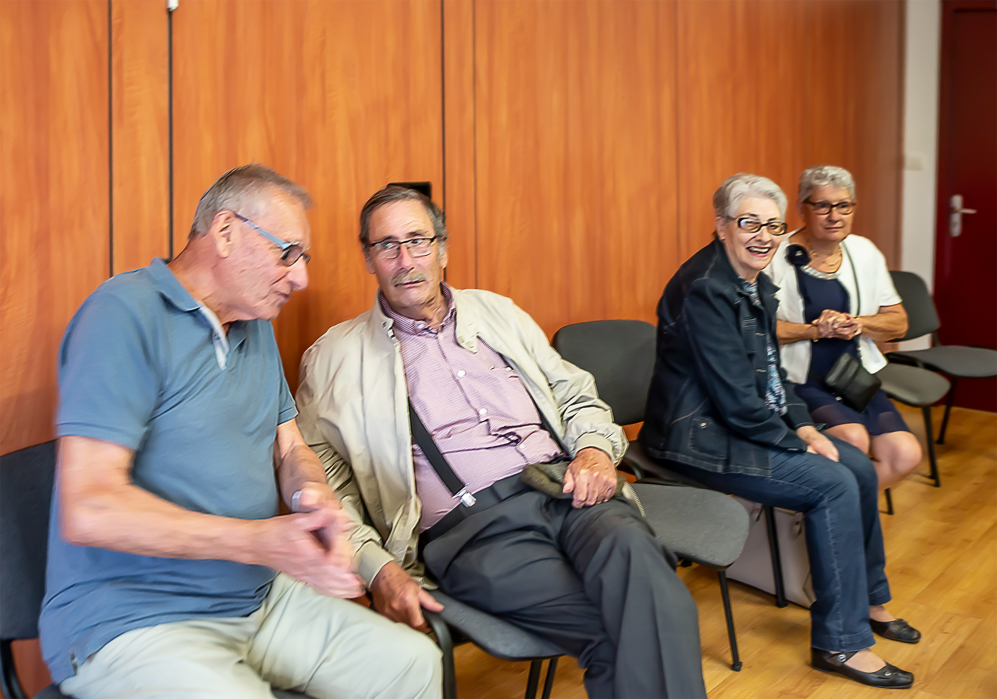 2 Dans la salle du Solenca 1bis 140619.jpg