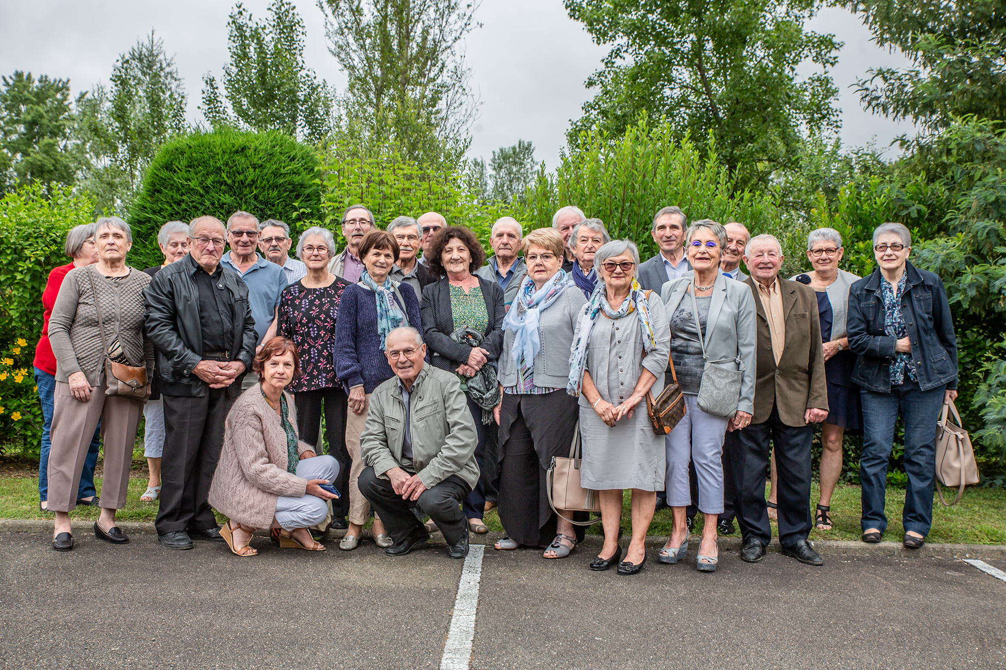 7 Le groupe dans le jardin du Solenca 1bis 140619.jpg