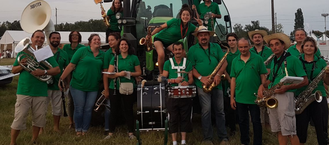 Banda Les Méteils.PNG