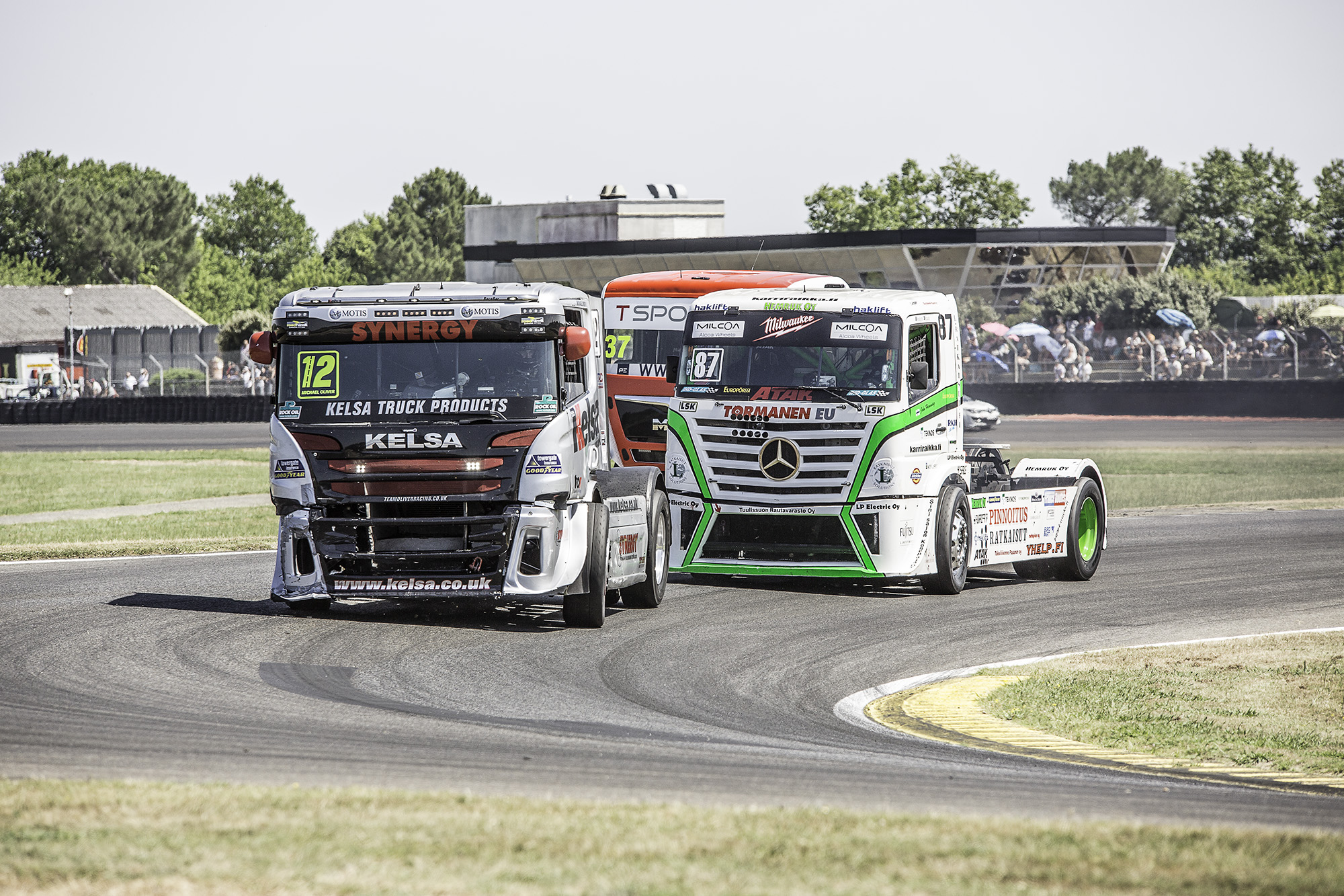 10 European trucks Challenge course 4 3 camions dans un mouchoir 1bis 250617.jpg