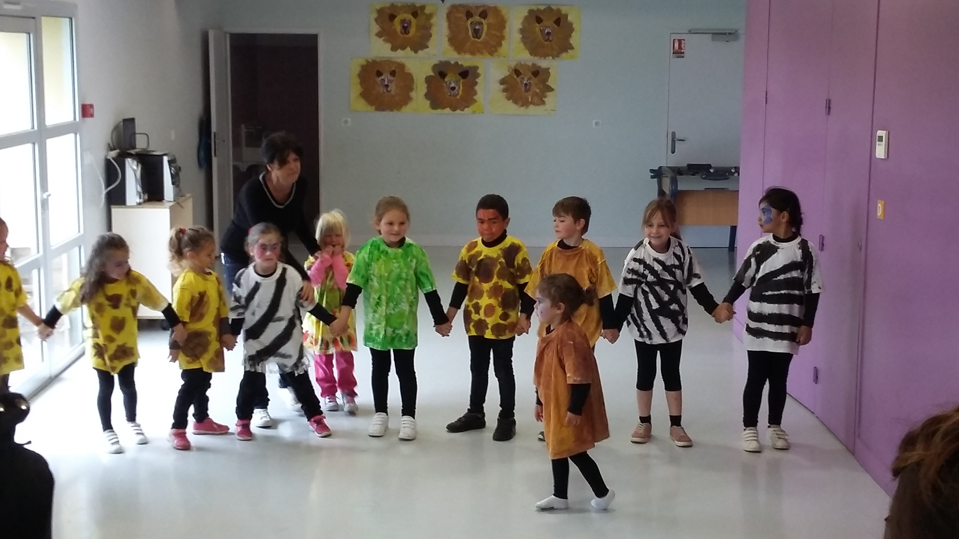 Danses Petits 1.jpg