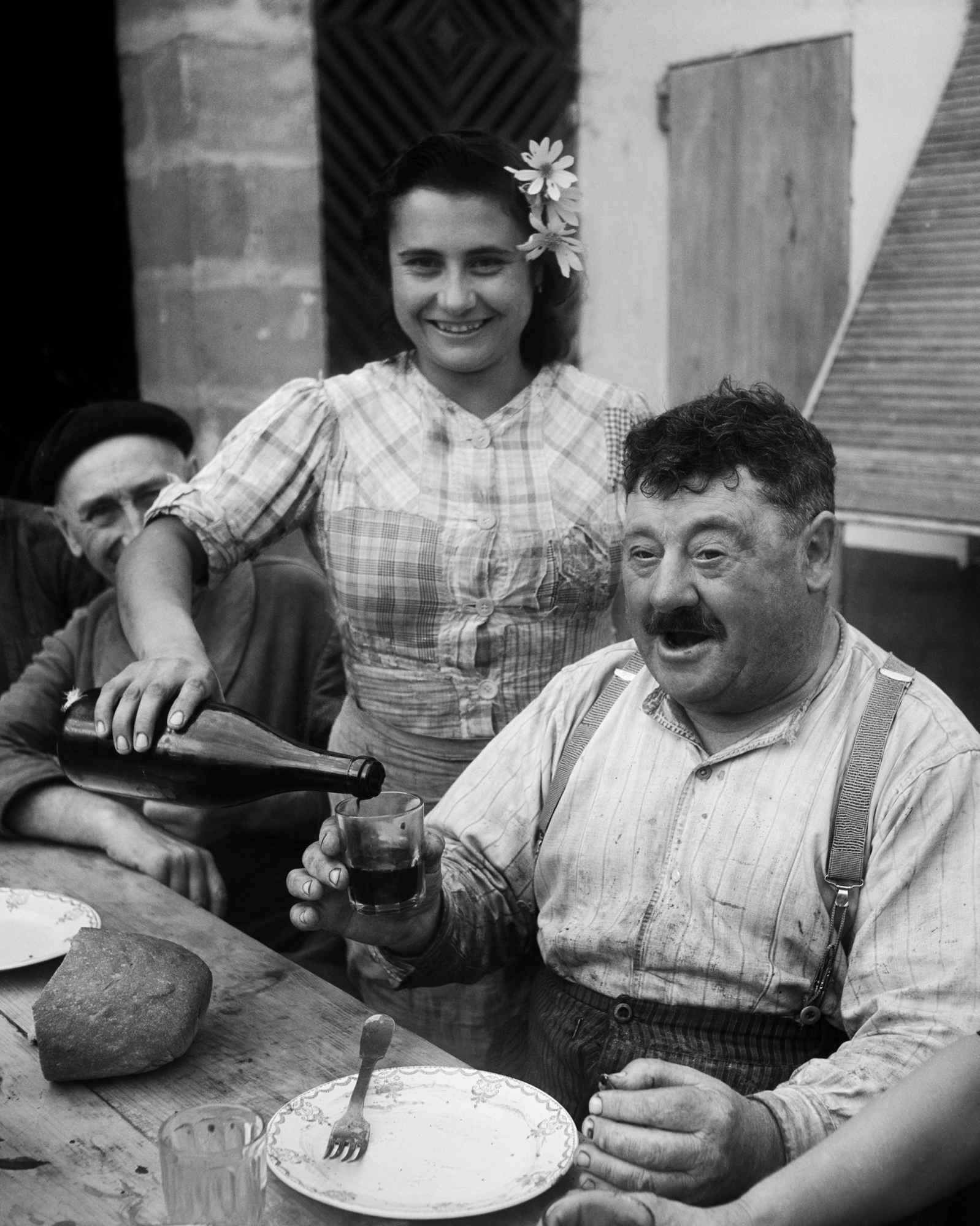 ASSOICATION PELEYRE Le vigneron girondin Cavignac 1945.jpg