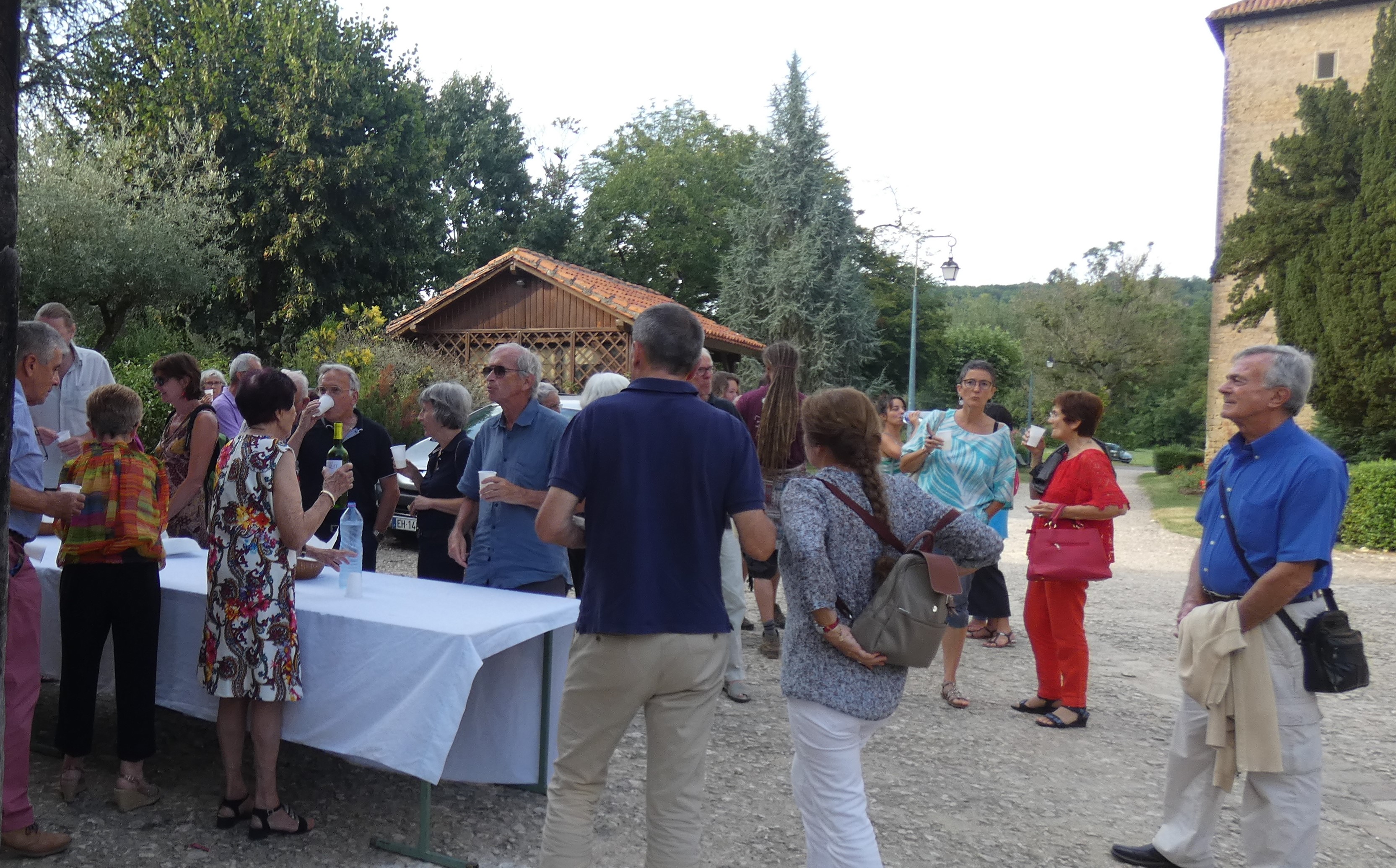 P1000142 (2).JPG