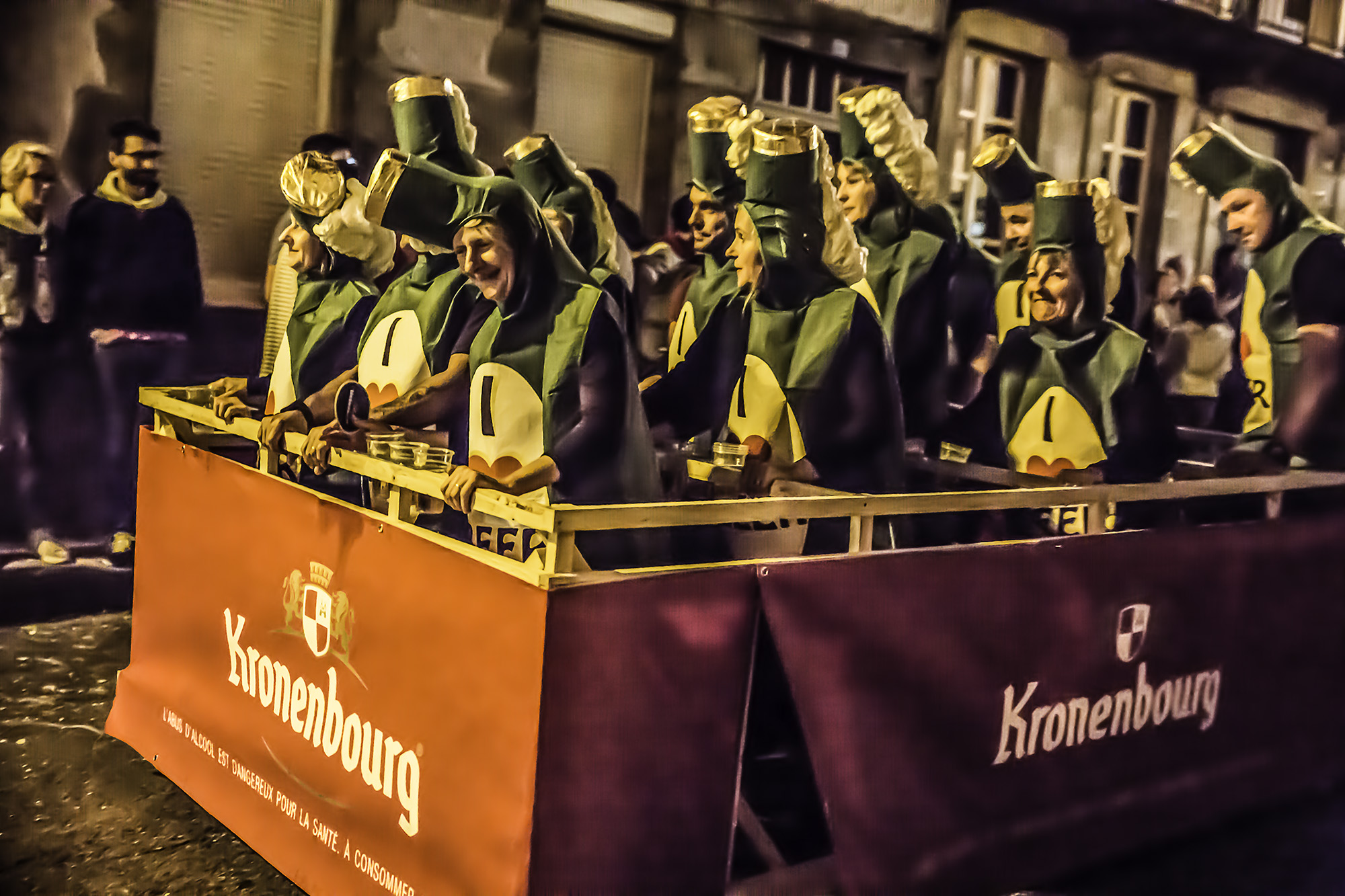 9 Les bières arrivent à pied 1bis 110817.jpg
