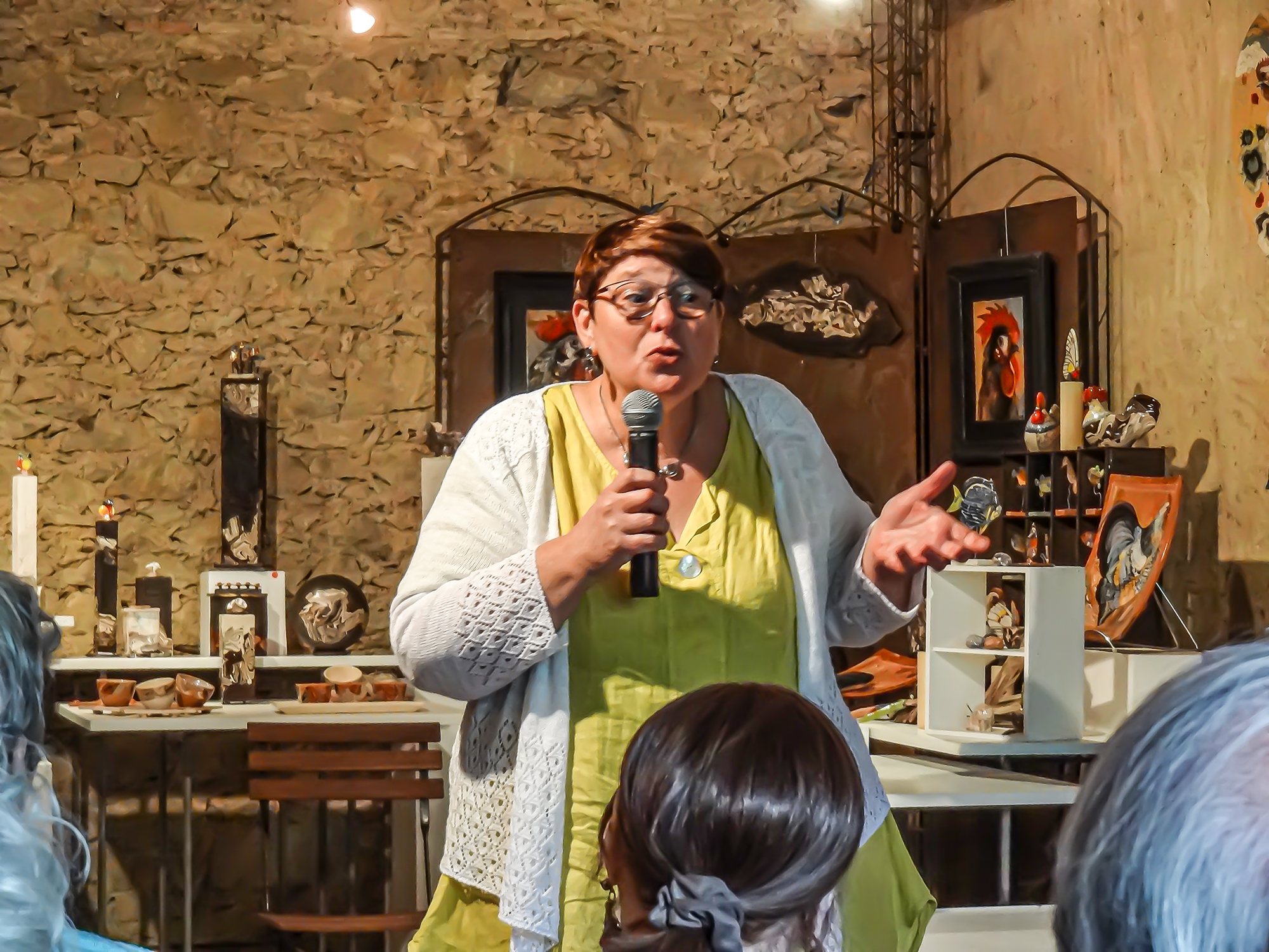 2 DR  Vignet Dominique chante Madame Arthur.JPG