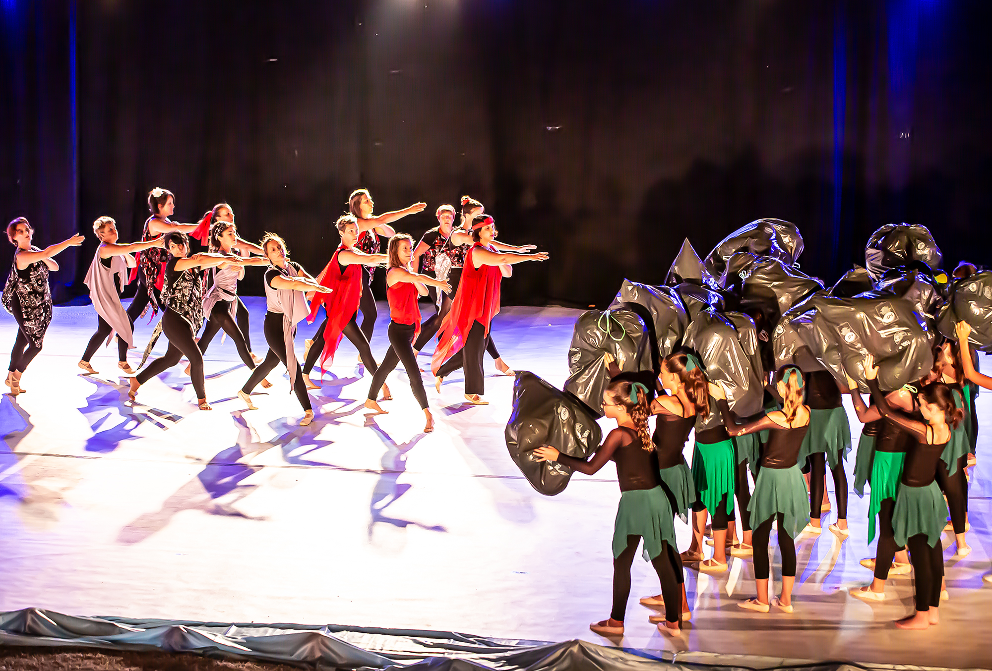 41 Spectacle de l'Ecole de danse Nogaro 1bis 300819.jpg
