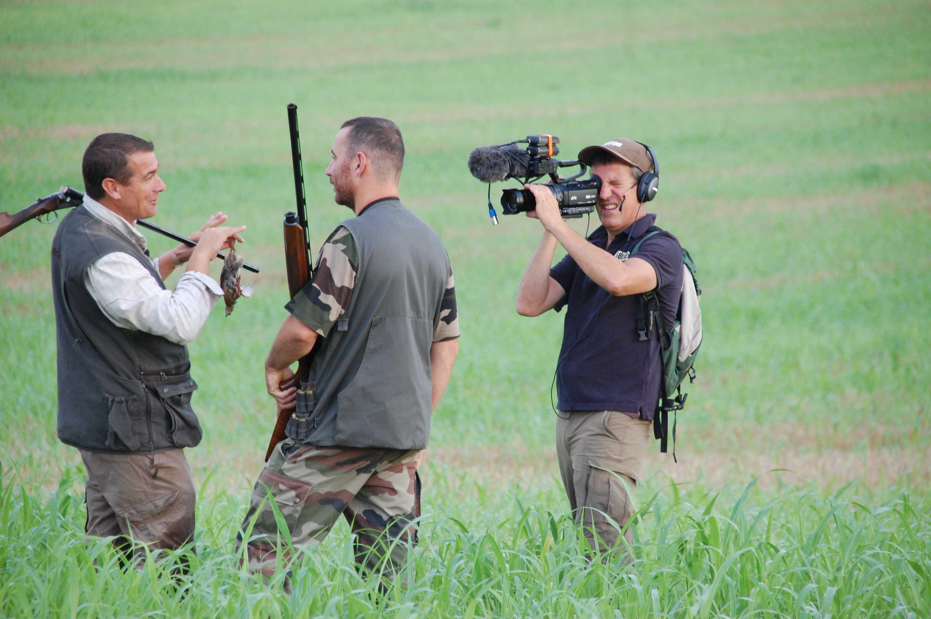 SeasonTOURNAGECHASSESTMARTINDEGOYNE bis .JPG