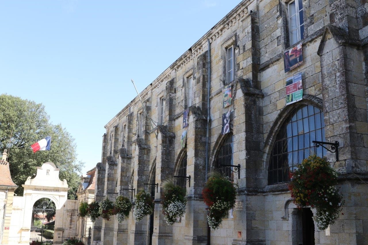 condom 10 panneau sous pref.jpg