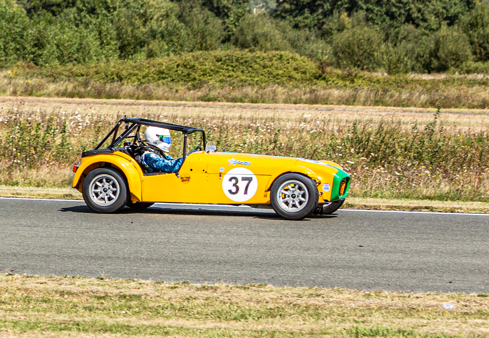 3 Coupe d'Automne course 2 37 en tête dans la ligne droite 1bis 080919.jpg