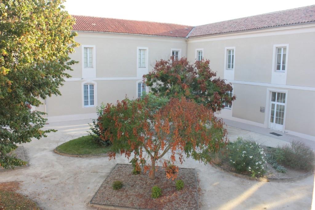 départ cour du lycée.jpg