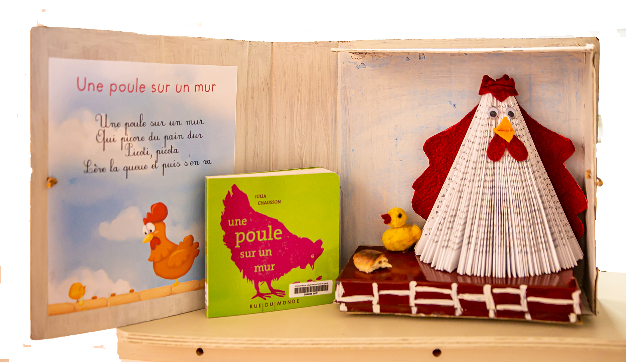 3 Une poule sur un mur 1bis 210919.jpg