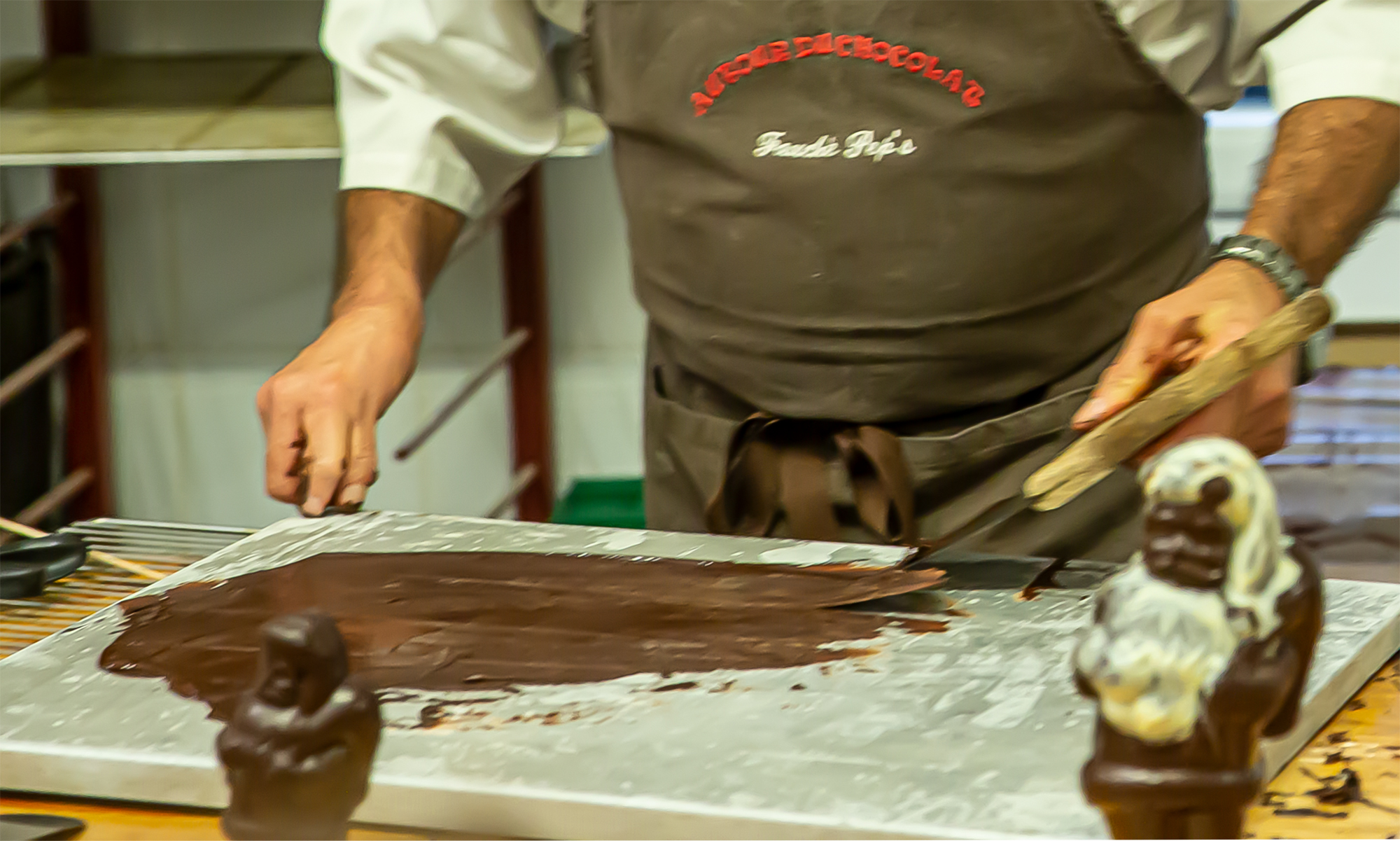 12 Chocolat étalé sur plaque réfrigéré 1bis 111019.jpg
