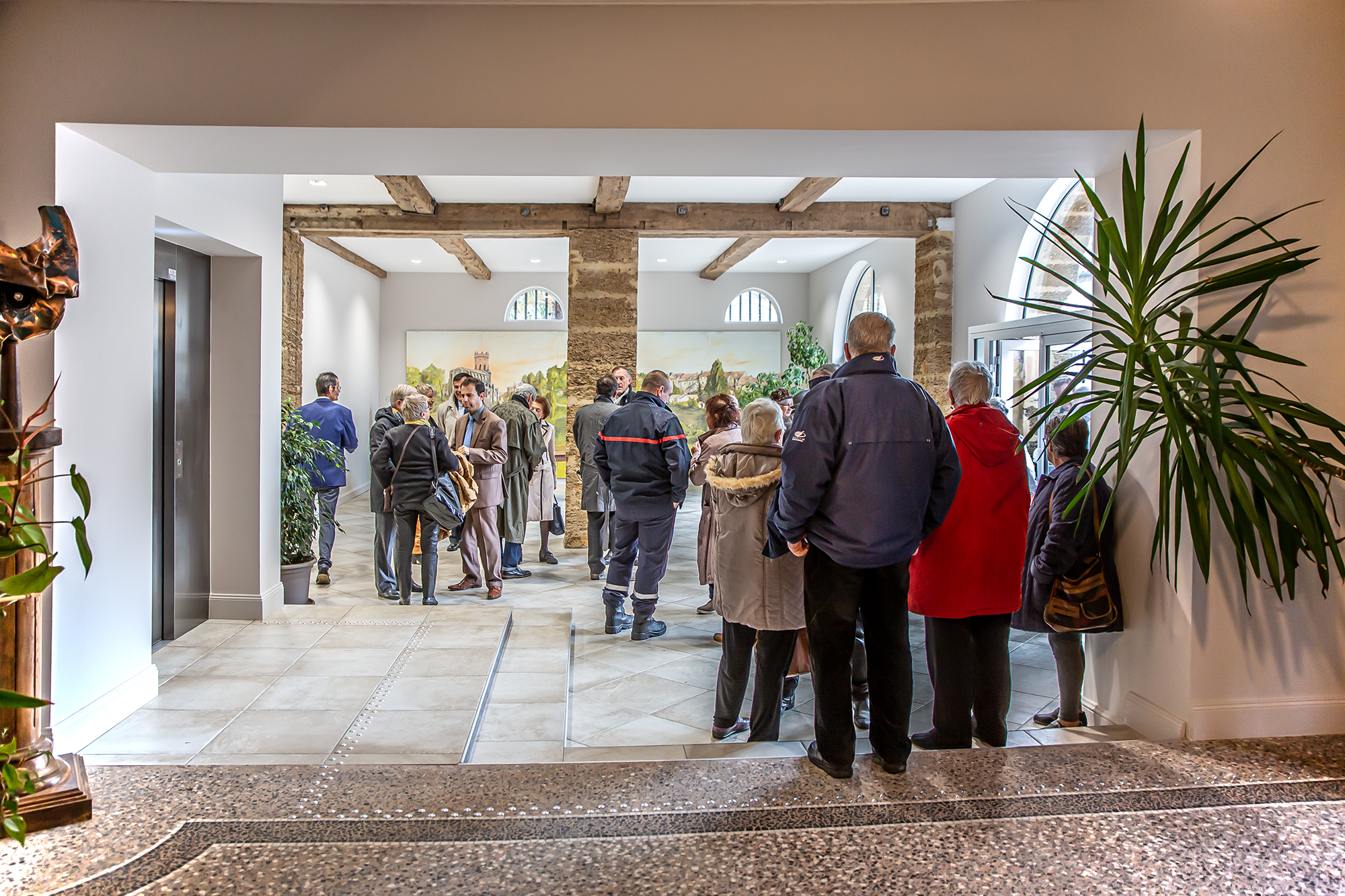 1 Un grand hall lumineux 1bis 081119.jpg