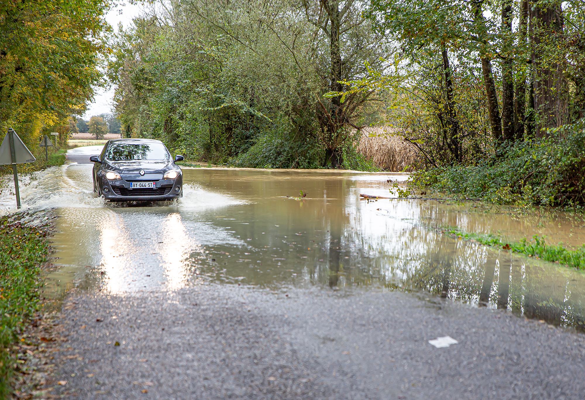 2 Route inondée sur 200 m entre Nogaro et Aignan 1bis 171119.jpg