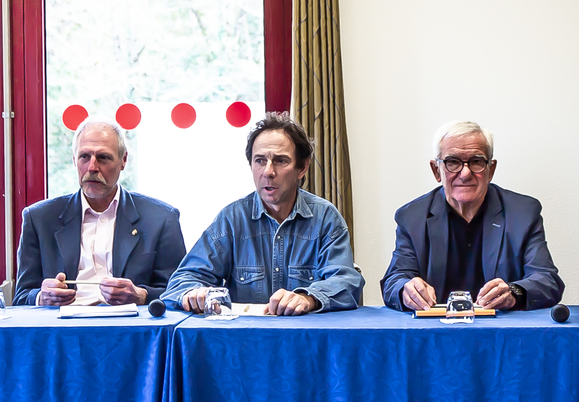 1 Nick Cawthray Gilles Busipelli et Jacques Barthe 1bis 181118.jpg
