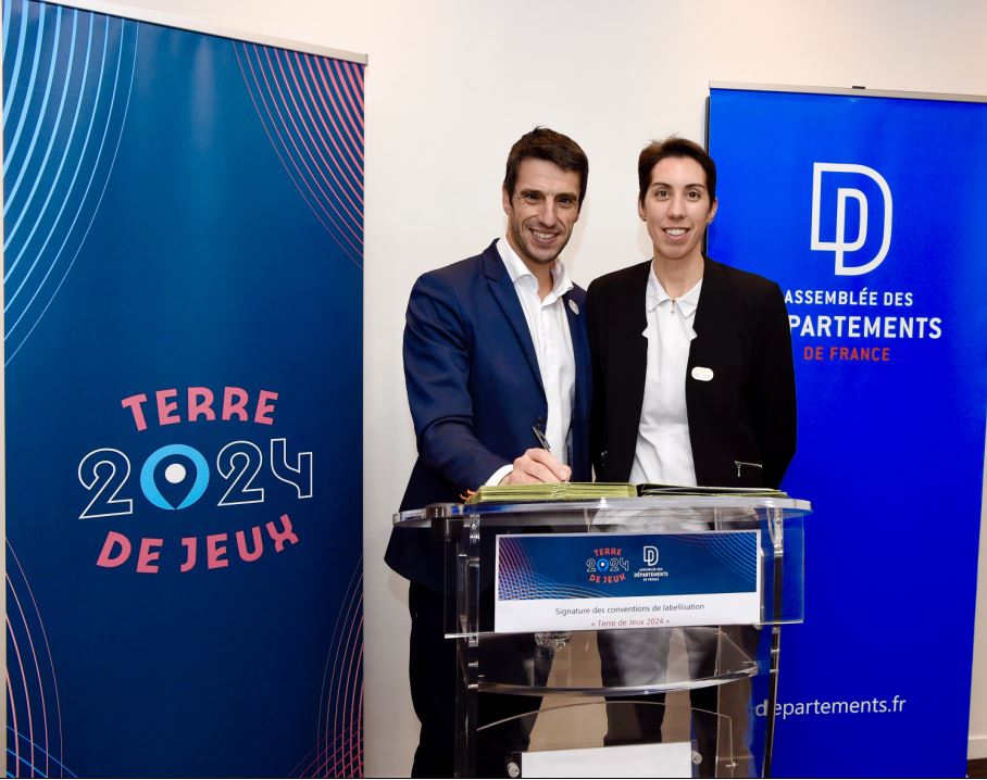 Signature avec Estanguet.JPG