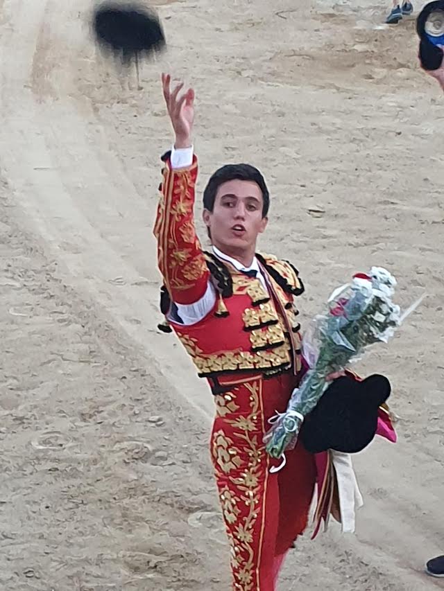 El-Adoureño-1.jpg