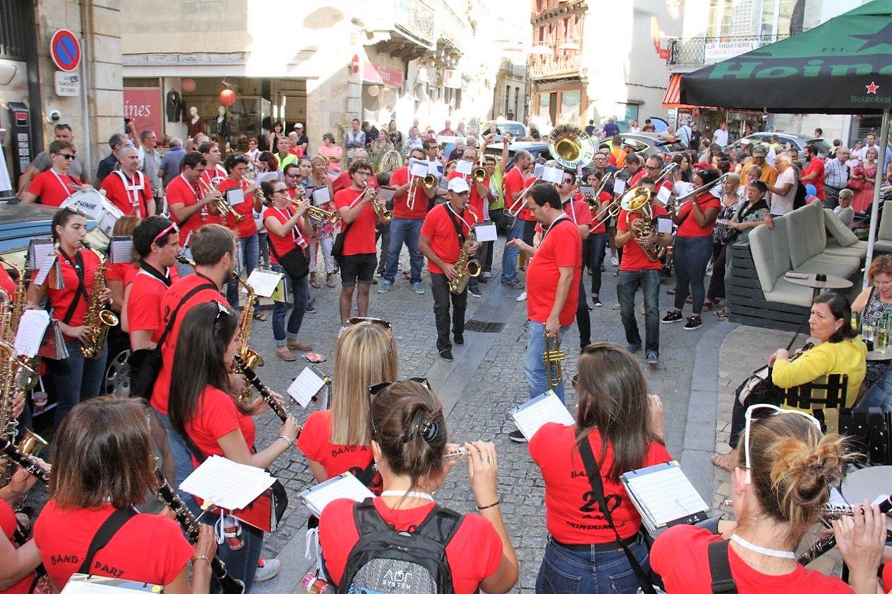 banda 4.jpg