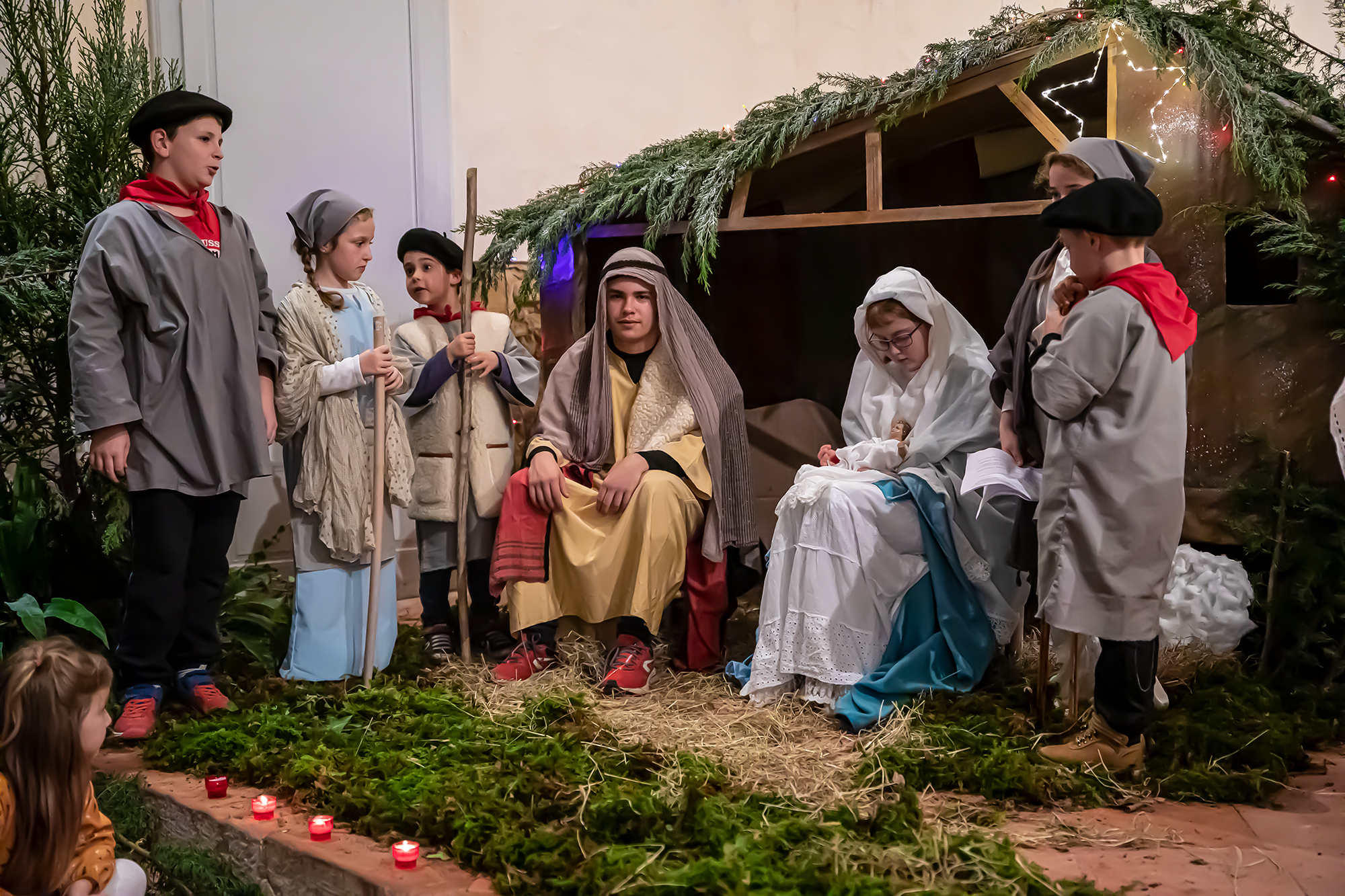 7 La crèche au complet 1bis 191219.jpg