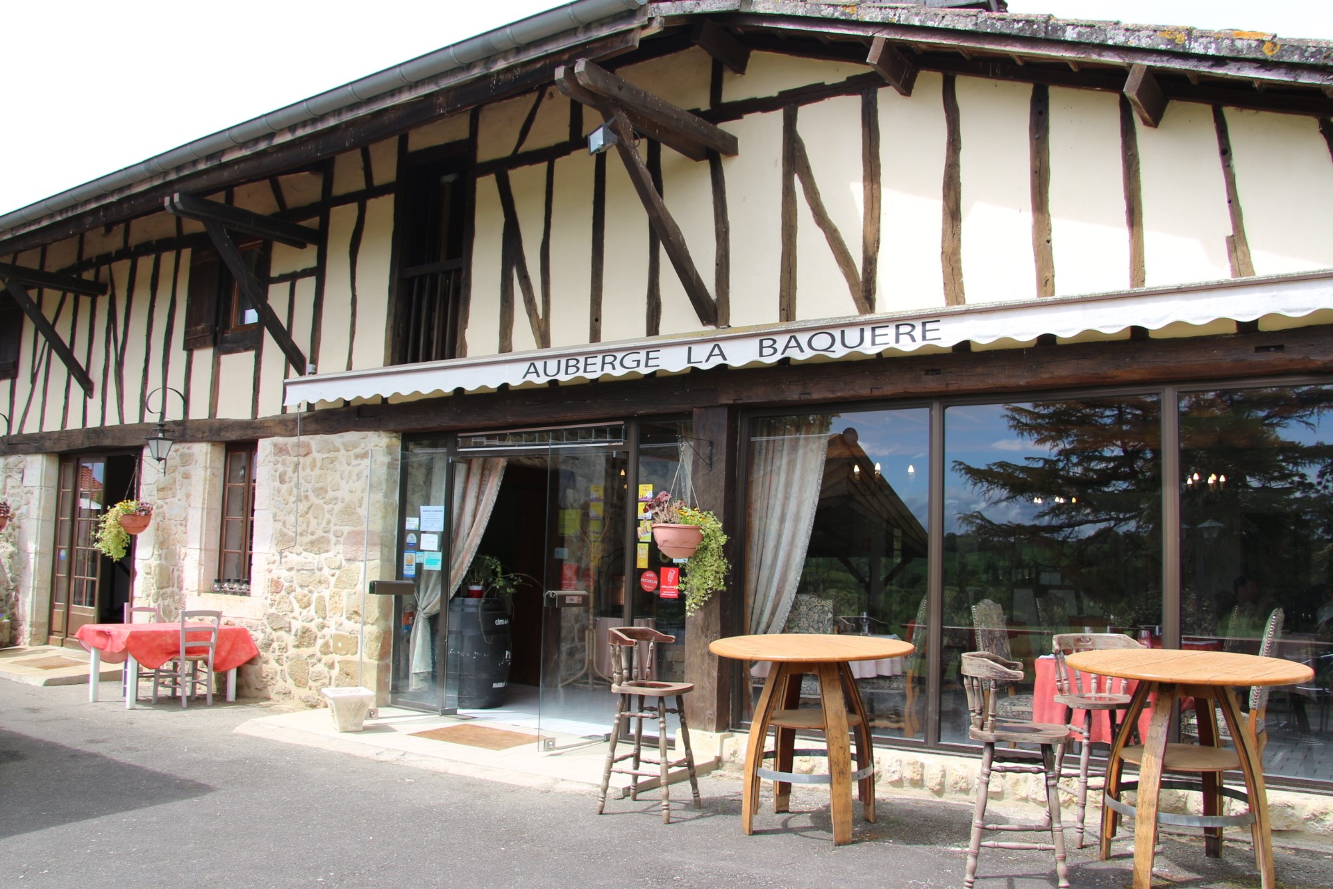 AUBERGE LA BAQUERE.jpg