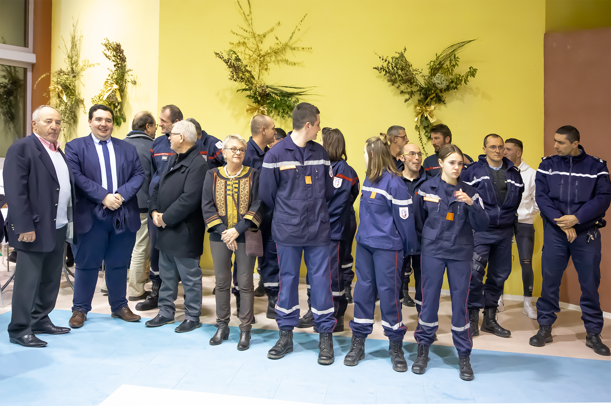 1 Elus, sapeurs-pompiers et gendarmes 1bis 100120.jpg