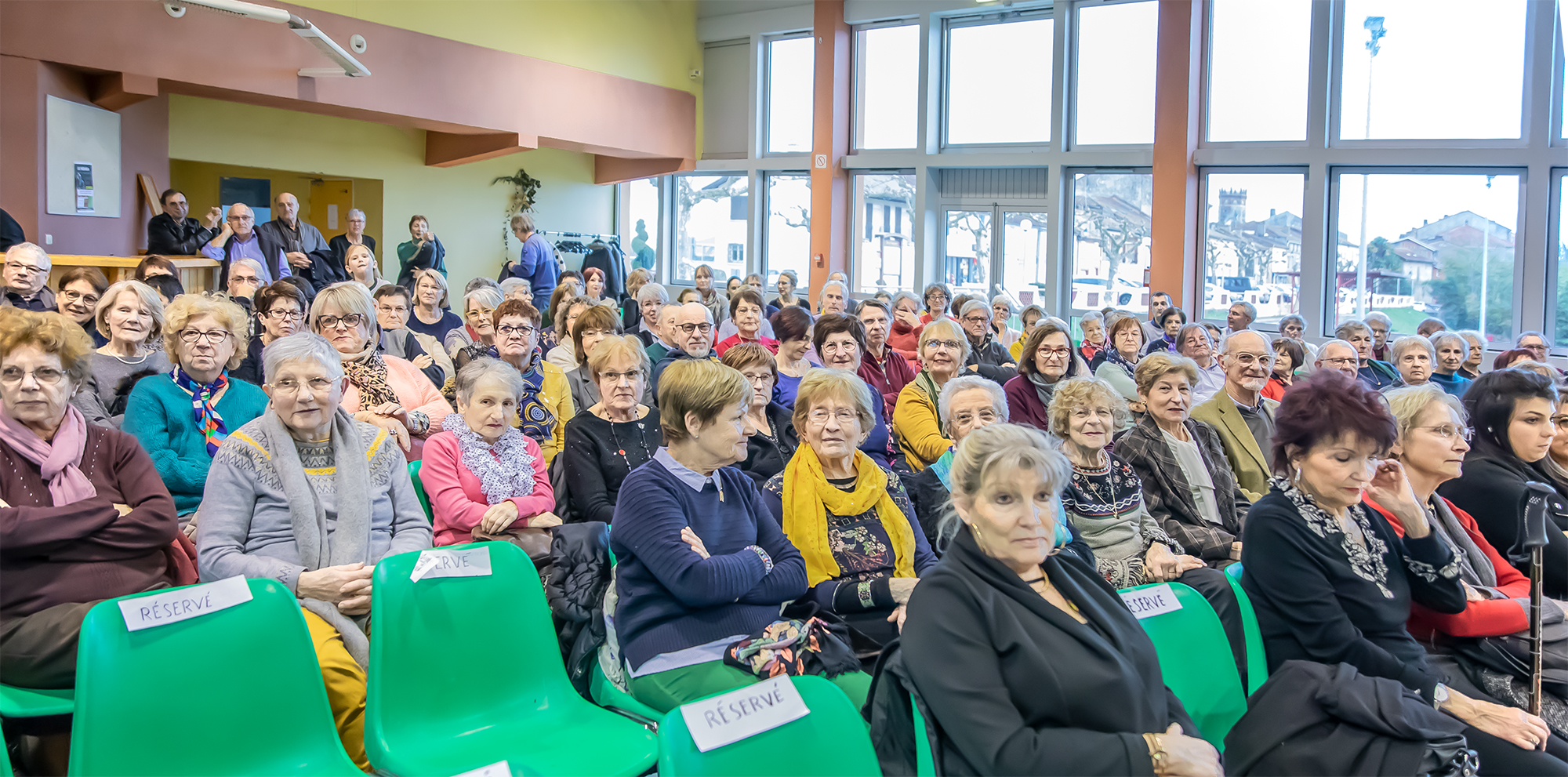 11 La salle avec Patricia Galabert 1bis 120120.jpg