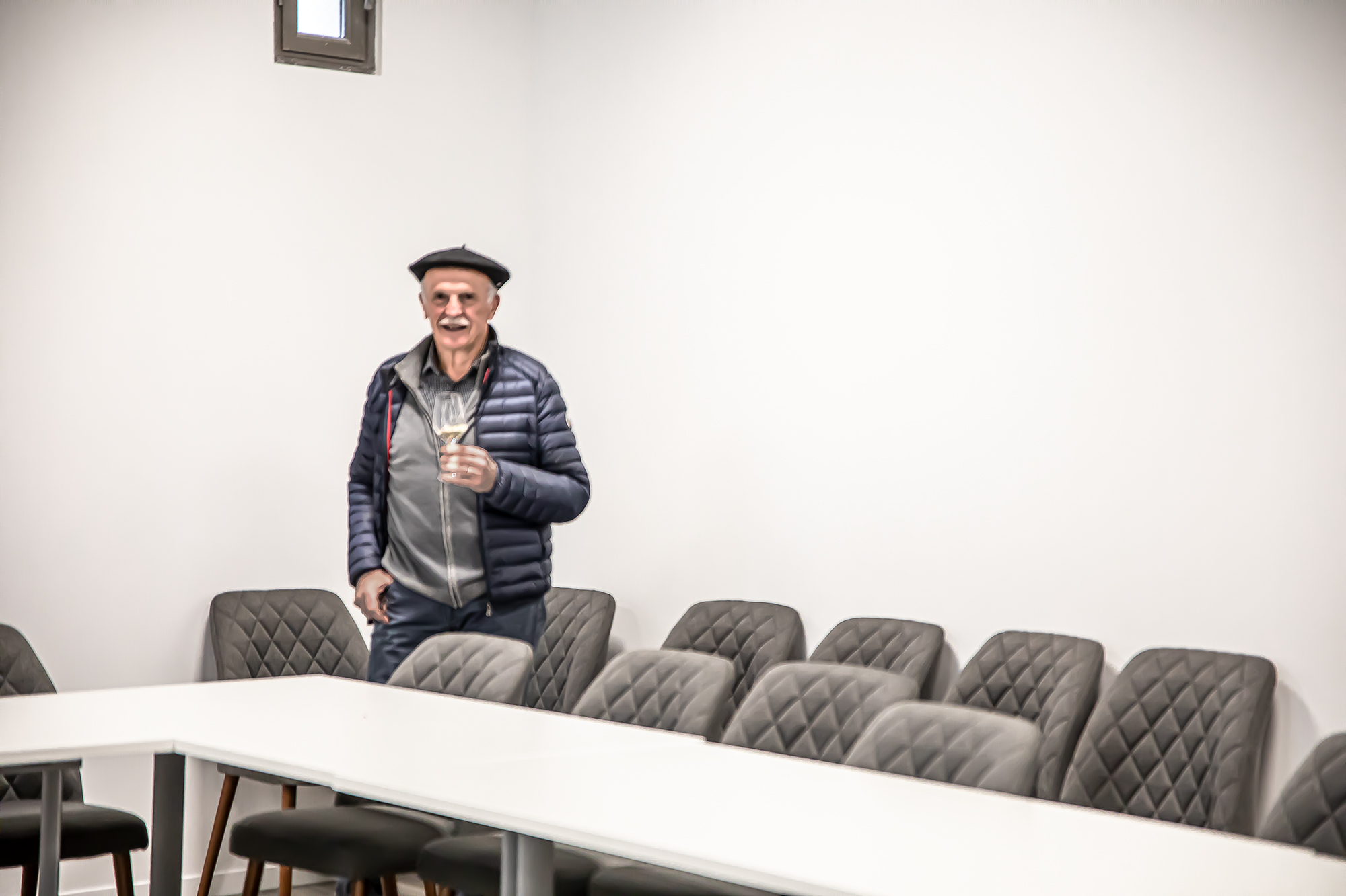 3 André dubosc dans la sallequi porte son nom 1bis 270120.jpg