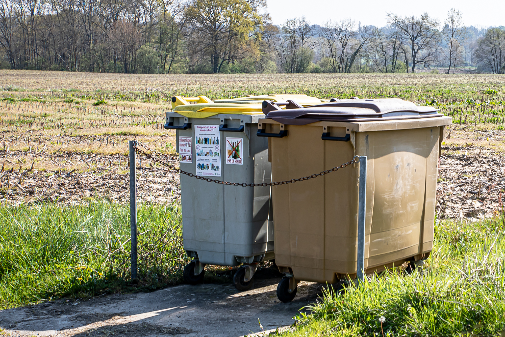 2 Point de collecte des déchets à Urgosse 1bis 260320.jpg