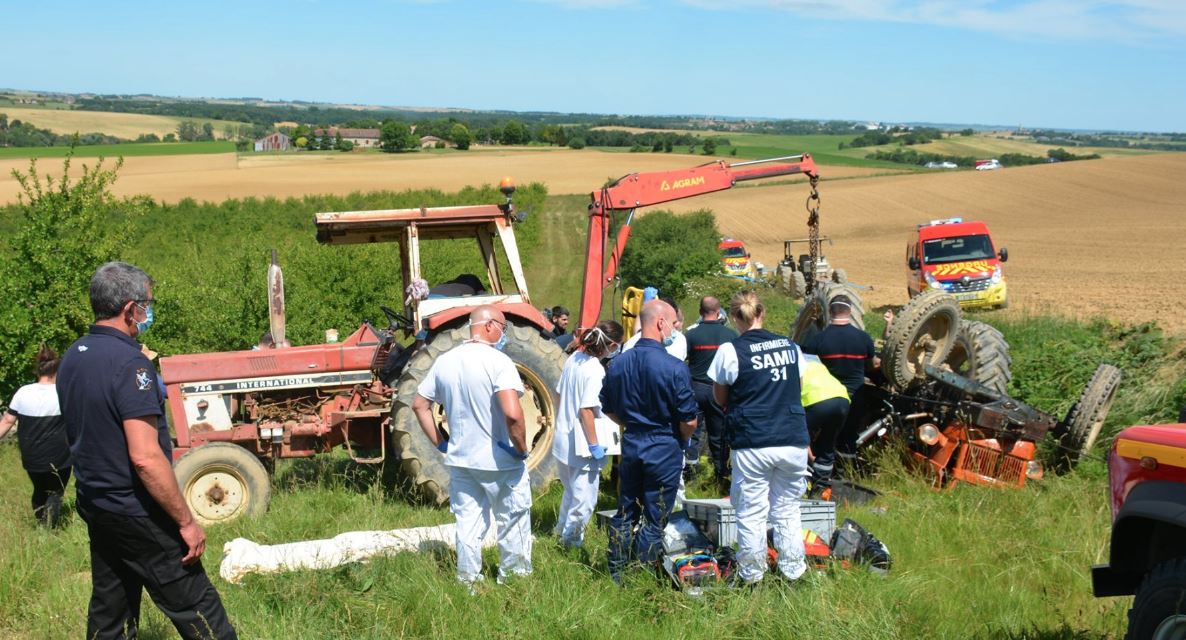 pompiers sdis32 acc tracteur.JPG