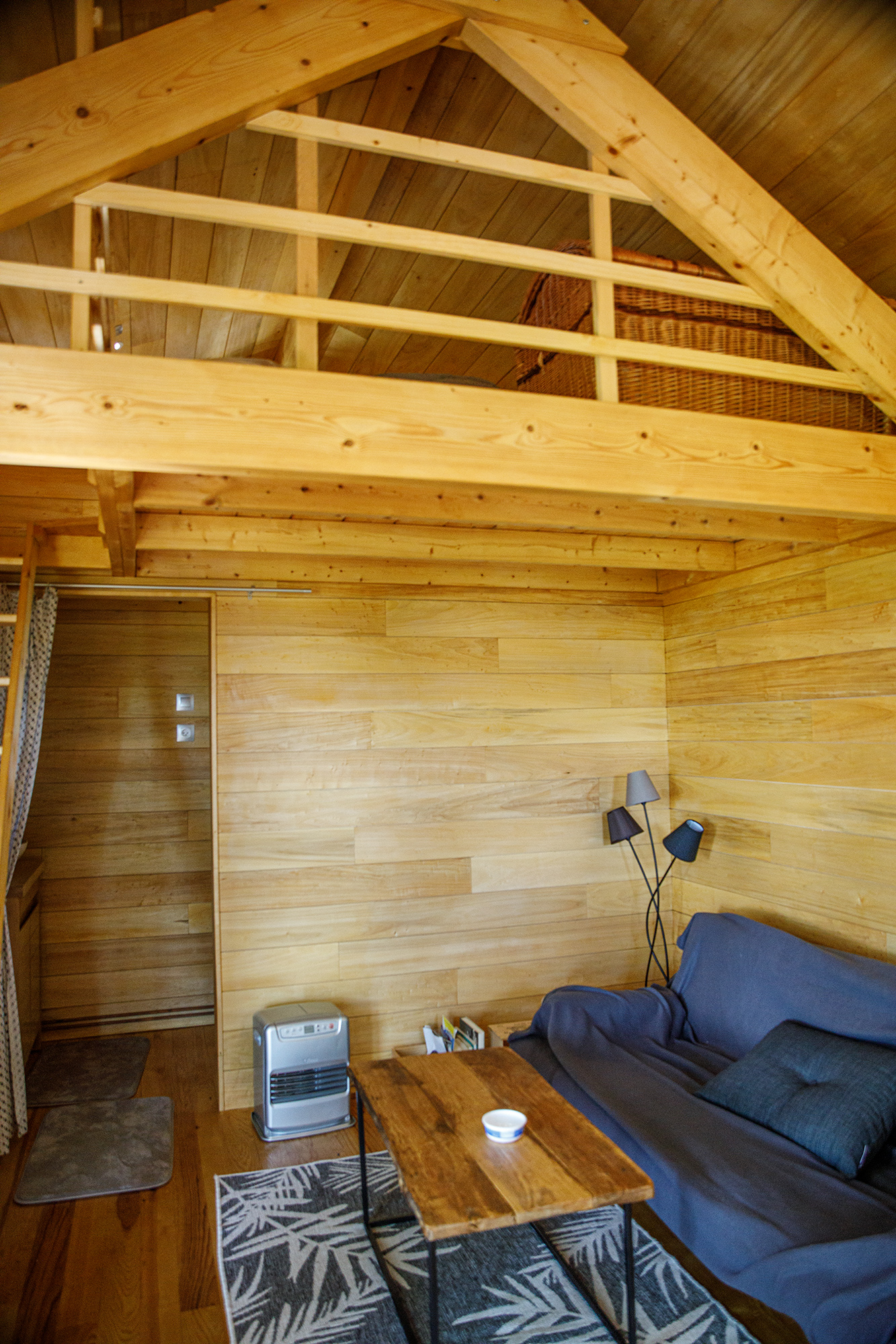 4 L'intérieur dela maison de vigne 1bis 240620.jpg