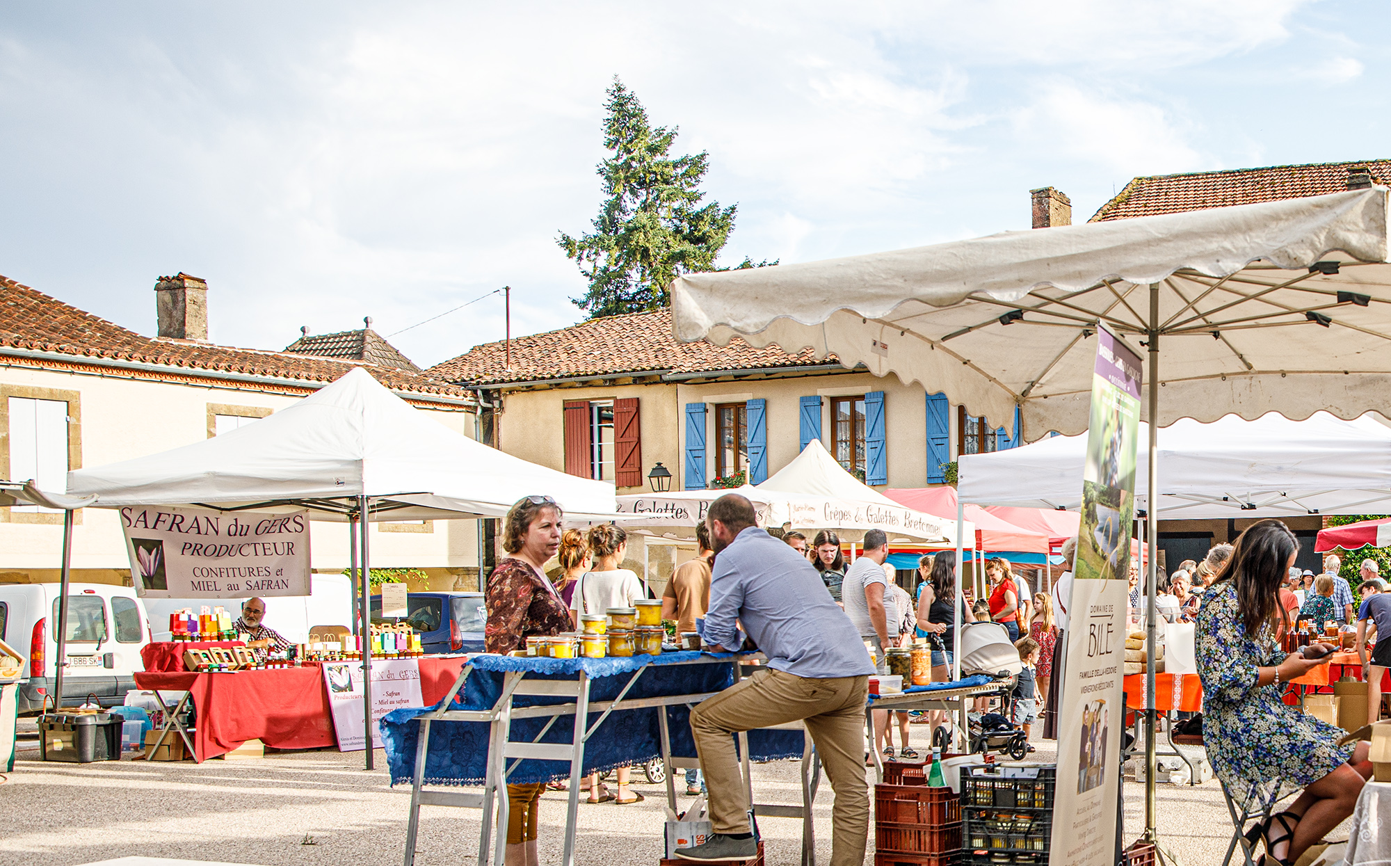 9 Le emarché du mardi soir 070720 1bis.jpg
